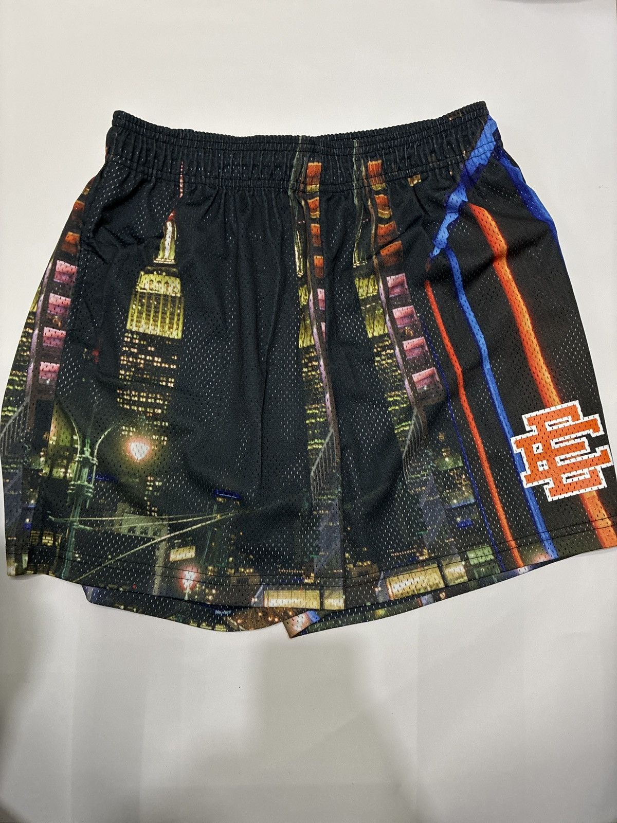 Eric Emanuel Eric Emanuel EE Basic Shorts Skyline NY/Multicolor Size US 38 / EU 54 - 2 Thumbnail