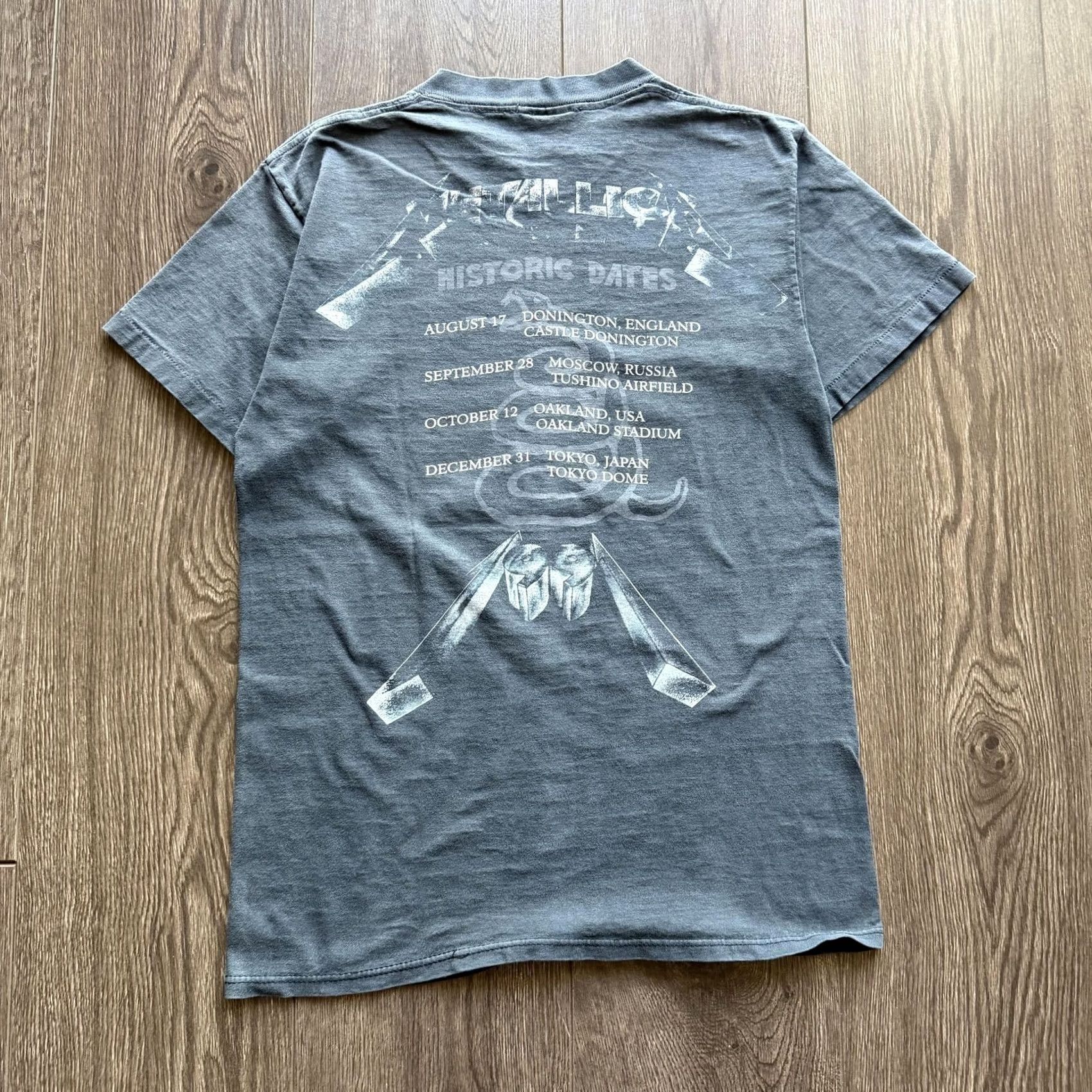 Vintage VINTAGE Metallica Shirt M Gray 1991 Tour Brockum Band Tee Mens Medium Short Sleeve Graphic Print Crew Neck Rock Music 90s Size US M / EU 48-50 / 2 - 6 Thumbnail