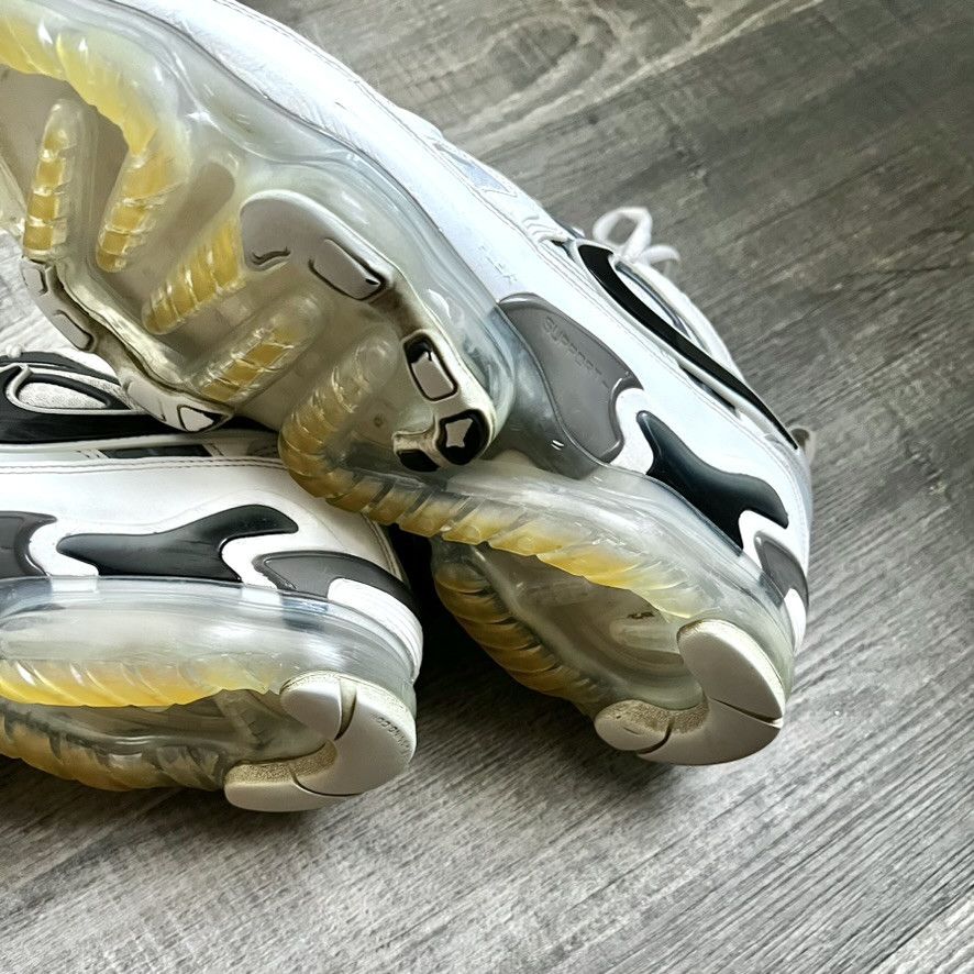 Nike × Vintage NIKE • Air VaporMax EVO "2021 White" (9.5M) Size US 9.5 / EU 42-43 - 18 Thumbnail