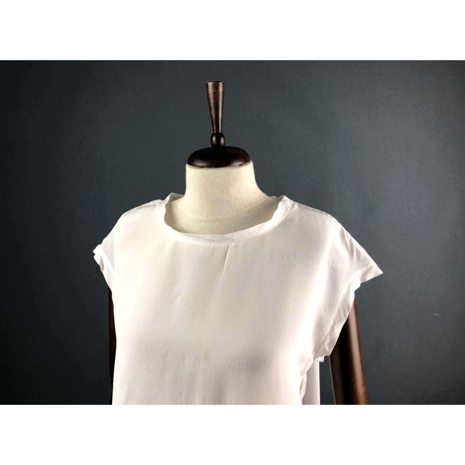 Sandro Sandro Blouse Women's Regular Size 2 White Cap Sleeve Round Neck Casual Basic Vintage: No, Regular, White, Sandro, Blouse Size XS / US 0-2 / IT 36-38 - 4 Thumbnail