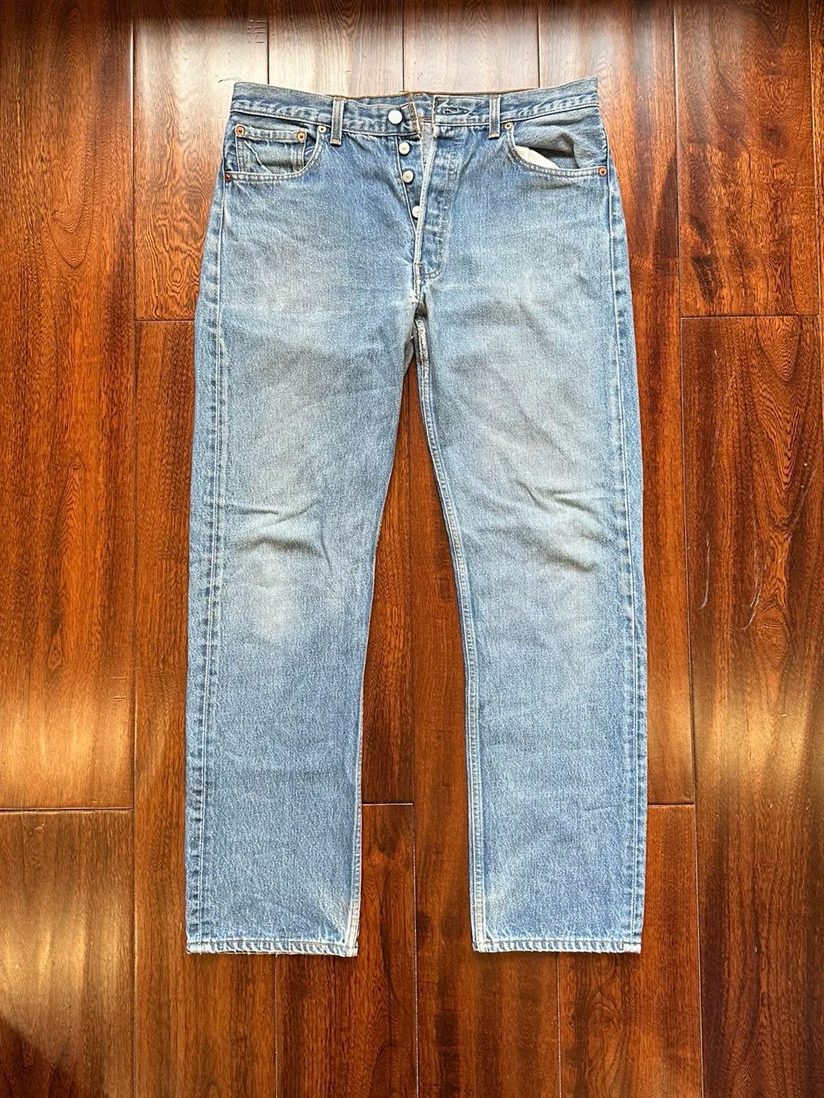 Vintage Vintage 90s Levi's 501xx Jeans Size US 31 - 1 Thumbnail