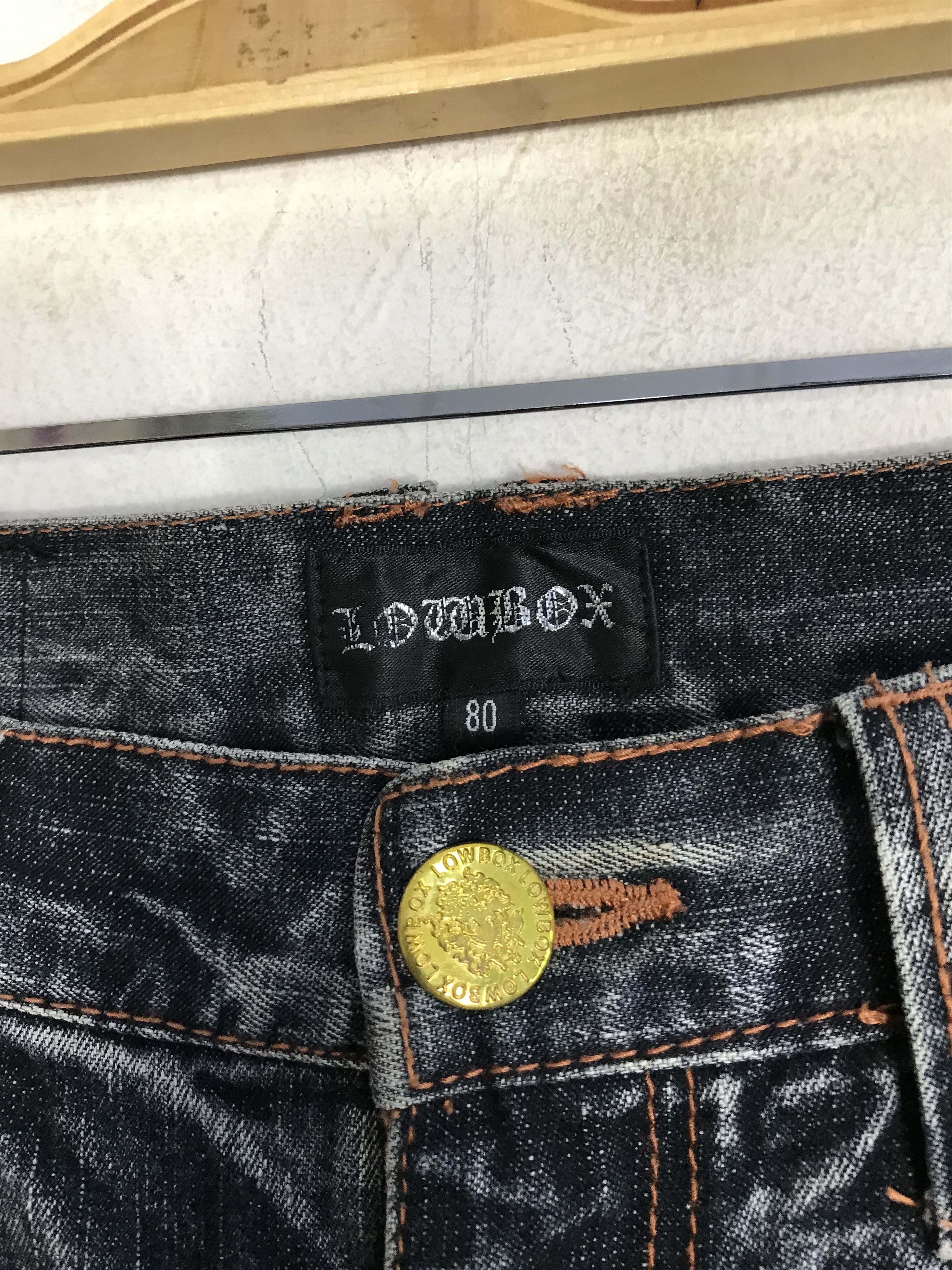Japanese Brand × LOWBOX Vintage Japanese Brand Lowbox Light Wash Denim Design Size US 32 / EU 48 - 8 Thumbnail