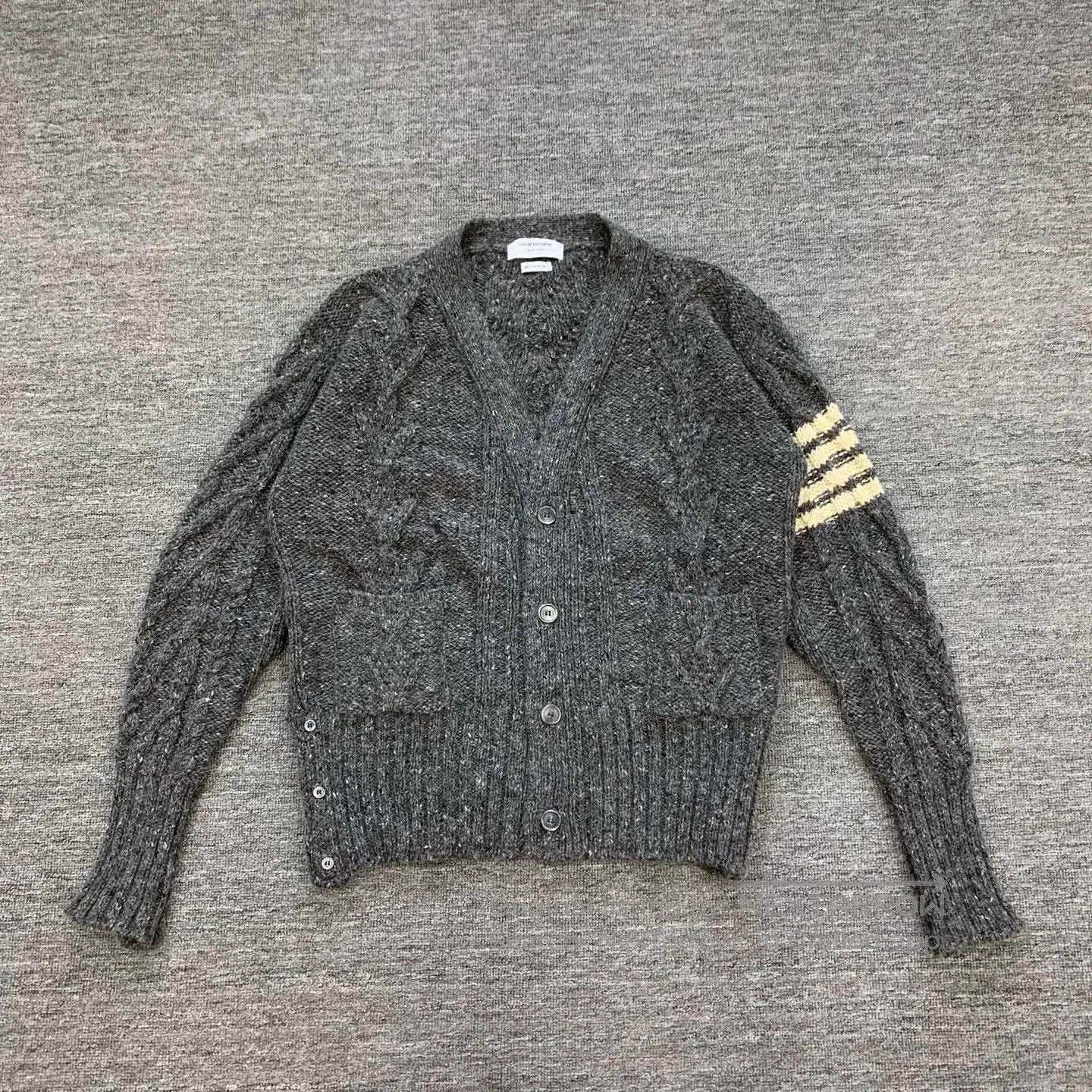 Thom Browne Thom Browne Grey Wool Knit Cardigan. Size US S / EU 44-46 / 1 - 1 Thumbnail