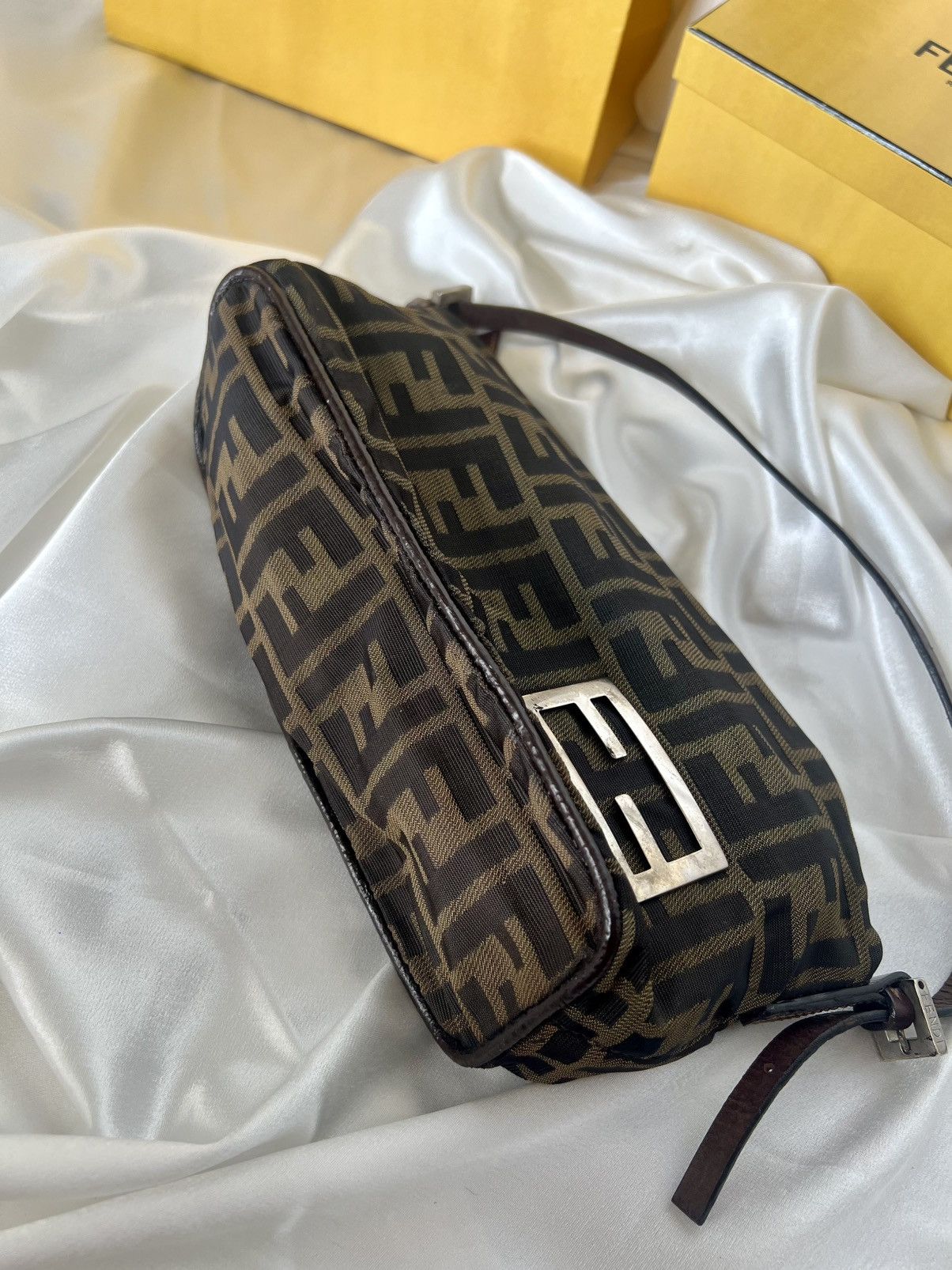 Fendi Fendi Zucca Mini Pochette Shoulder Bag Size ONE SIZE - 15 Thumbnail