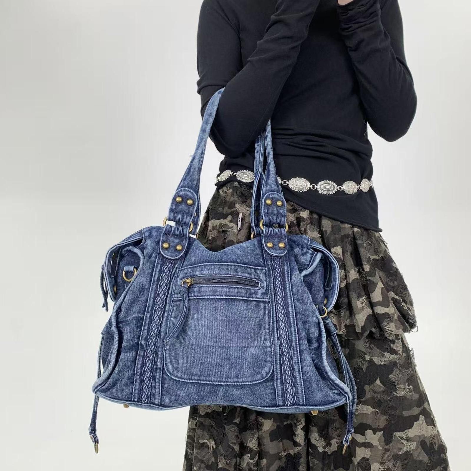 Leather Black Braided Leather Shoulder Bag, Large Handbag Size ONE SIZE - 7 Thumbnail