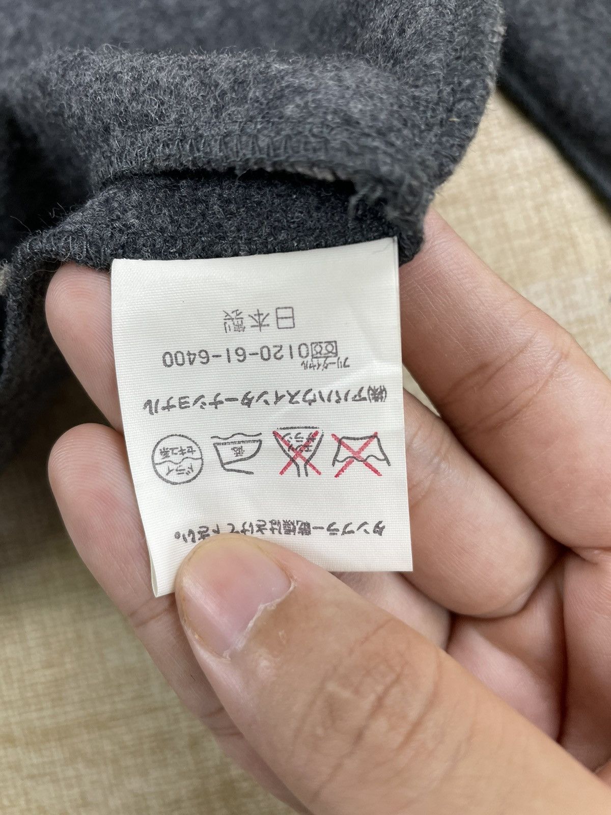ABAHOUSE × Japanese Brand × Vintage VINTAGE ABAHOUSE AH Japanese Brand Ripped Design Sweatshirt Size US M / EU 48-50 / 2 - 7 Thumbnail