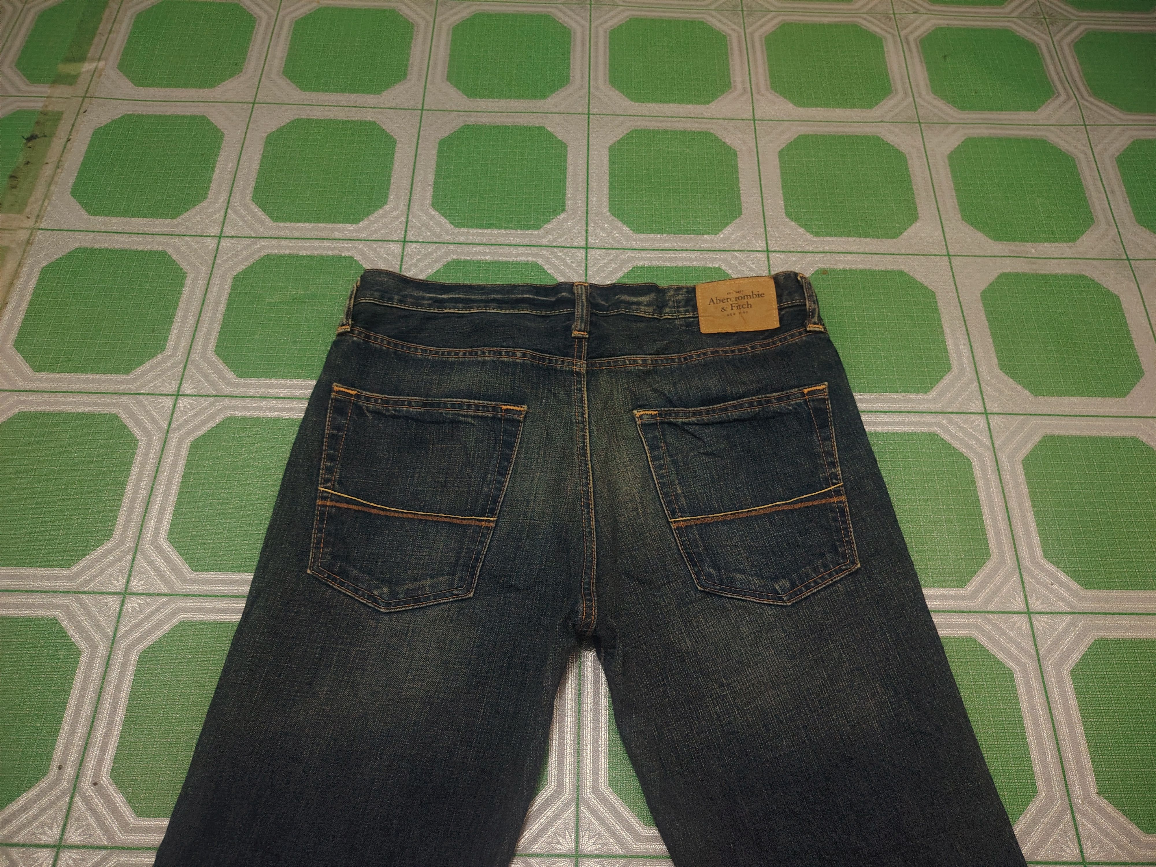 If Six Was Nine Abercrombie & Fitch Baxter Low Rise Slim Boot Flared Jeans Size US 34 / EU 50 - 11 Thumbnail