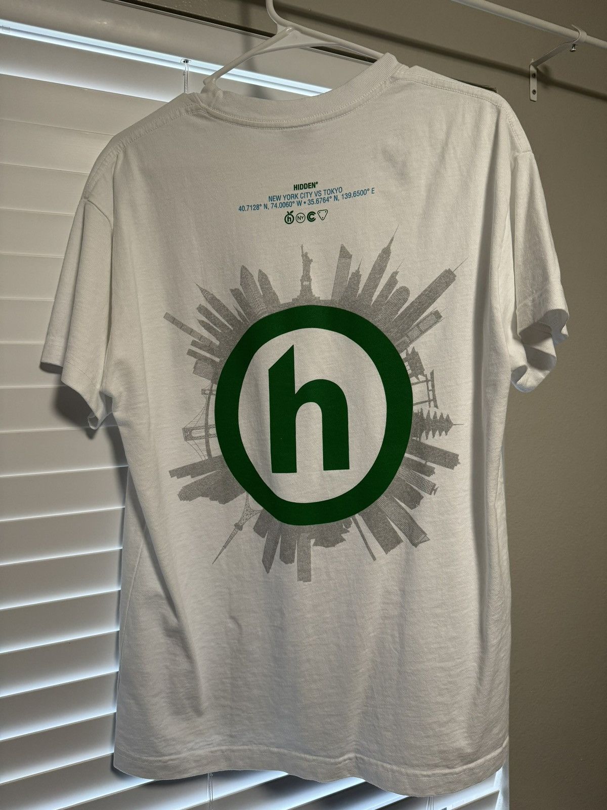 HIDDEN Hidden NY NYC vs Tokyo Tee Size US S / EU 44-46 / 1 - 2 Thumbnail