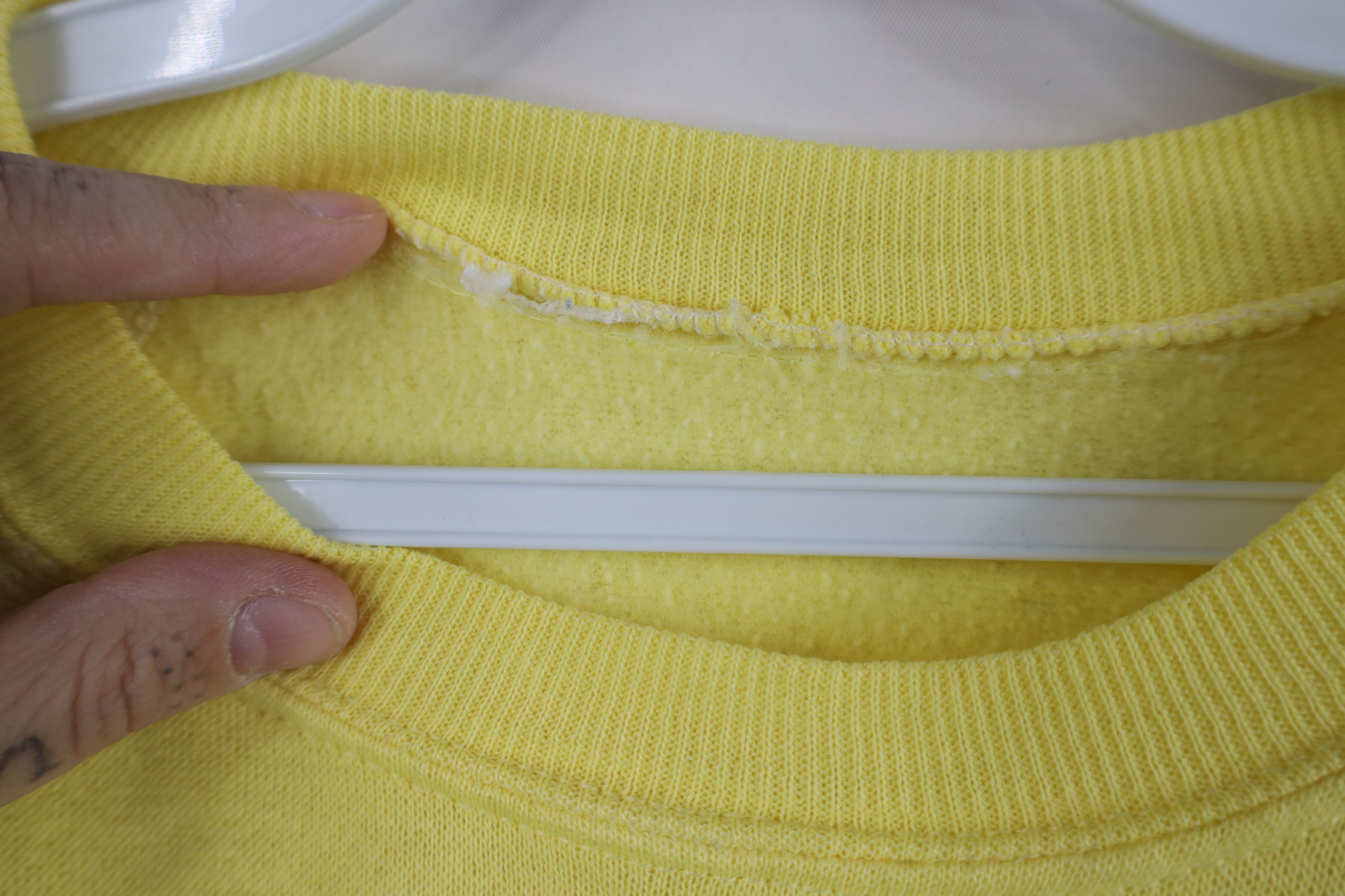 Vintage Vintage 70s Streetwear Thin Raglan Sweatshirt Yellow USA Size M / US 6-8 / IT 42-44 - 4 Thumbnail