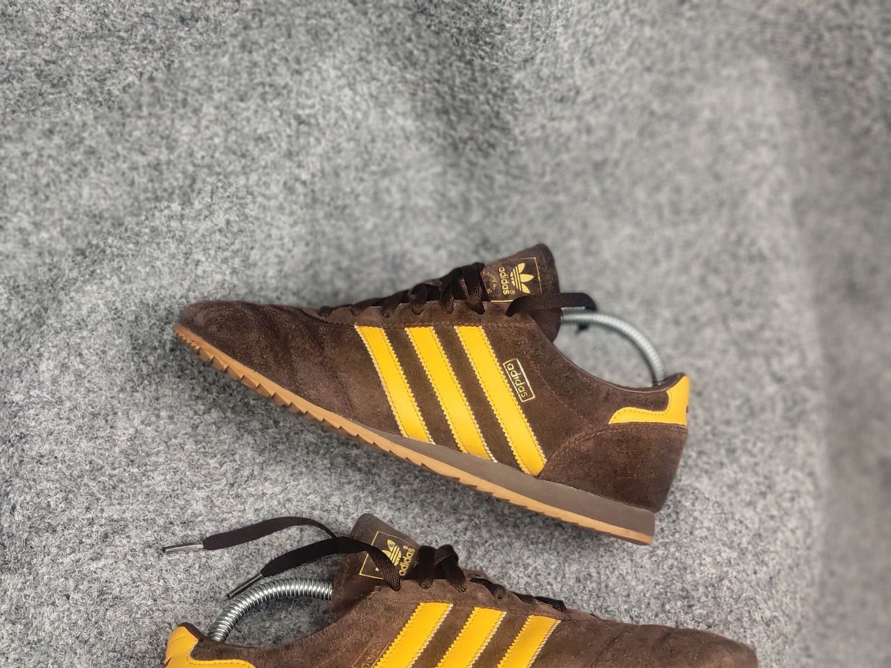 Adidas Adidas Vintage Y2K Style brown Yellow trendy suede sneakers Size US 8.5 / EU 41-42 - 4 Thumbnail