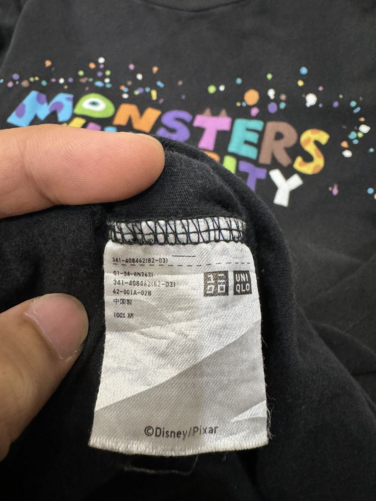 Disney Monster University Disney/Pixar x Uniqlo Black shirt XL size Size US XL / EU 56 / 4 - 9 Thumbnail