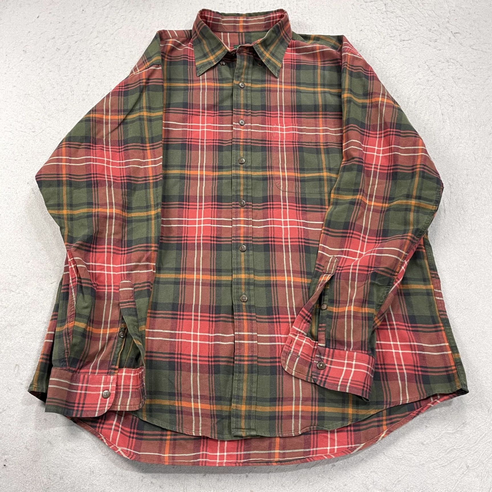 J.Crew VINTAGE J.CREW Shirt Mens L Red Plaid 90s Retro Classic Oarsman Logo Cotton Flannel Button-Up Pockets Size US L / EU 52-54 / 3 - 2 Thumbnail