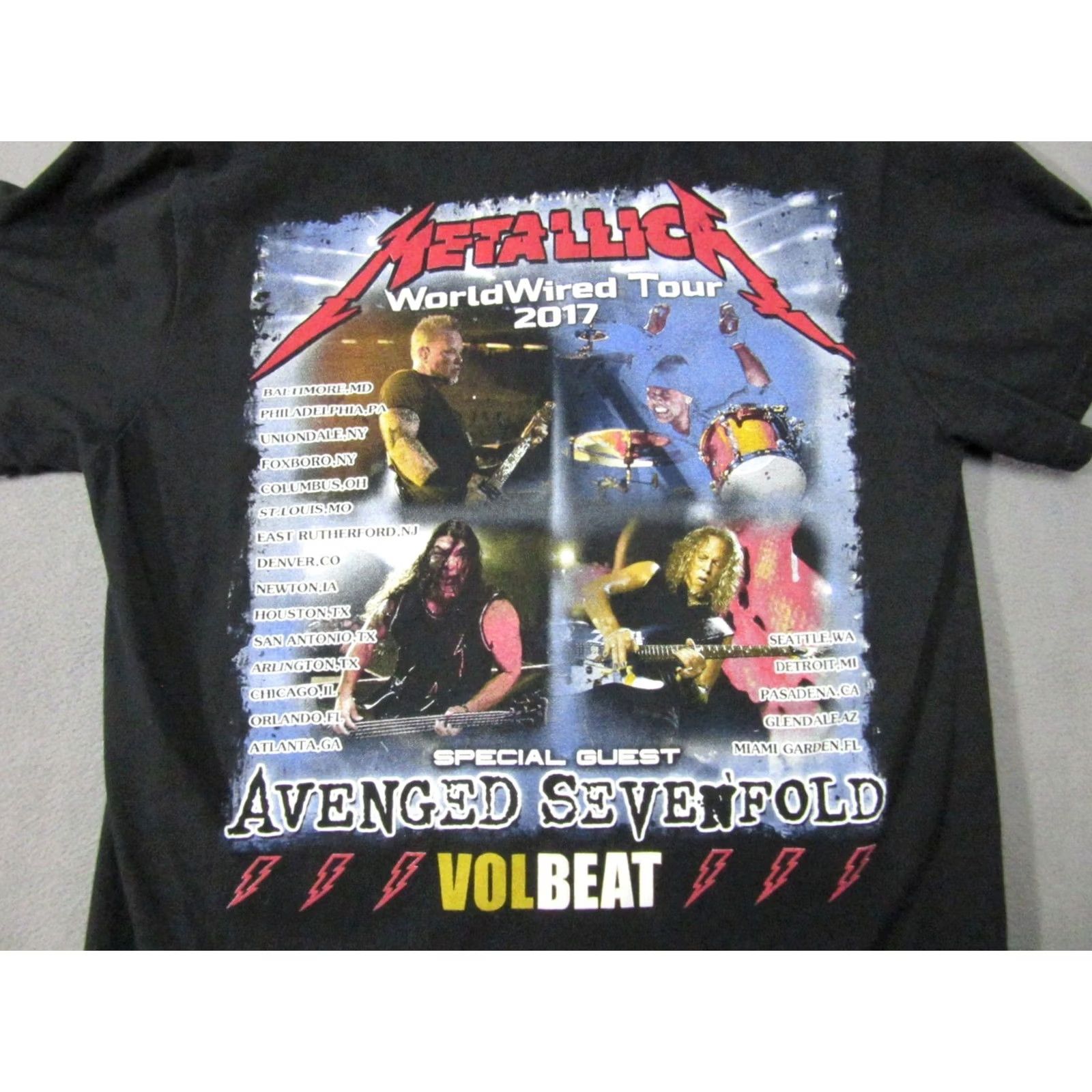 Gildan Metallica Shirt Mens Medium Black World Tour 2017 Heavy Metal Rock Band Grunge Gildan Size US M / EU 48-50 / 2 - 7 Thumbnail