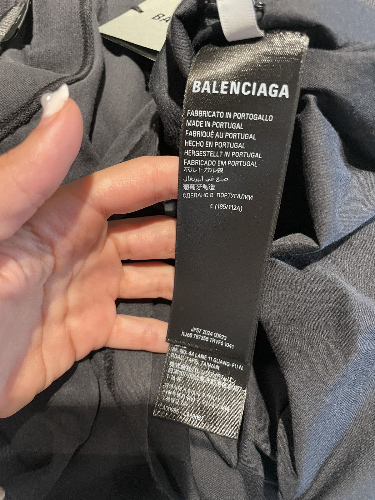 Balenciaga T-shirt Size US XL / EU 56 / 4 - 5 Thumbnail