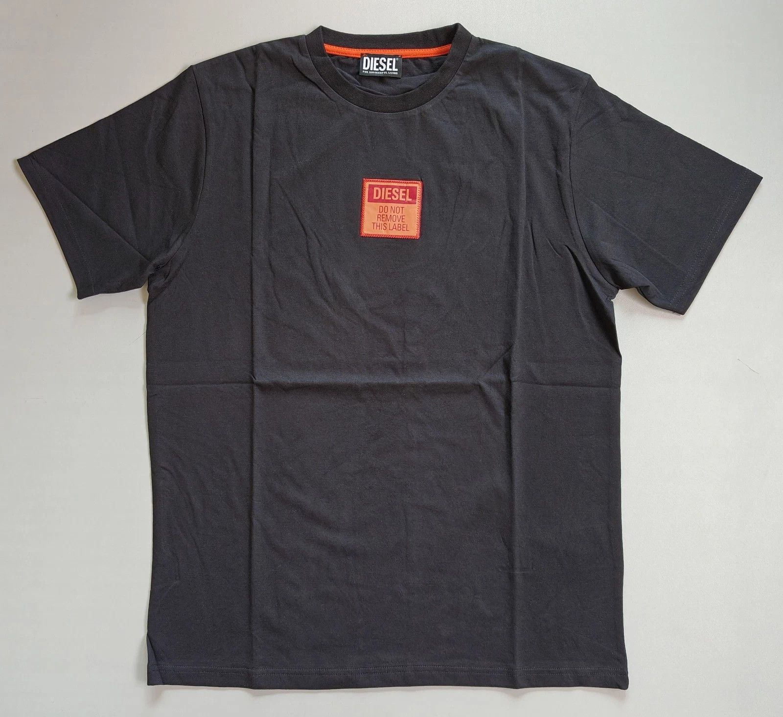 Diesel DIESEL Black T-Shirt With Logo Patch T 4116 Size US L / EU 52-54 / 3 - 2 Thumbnail