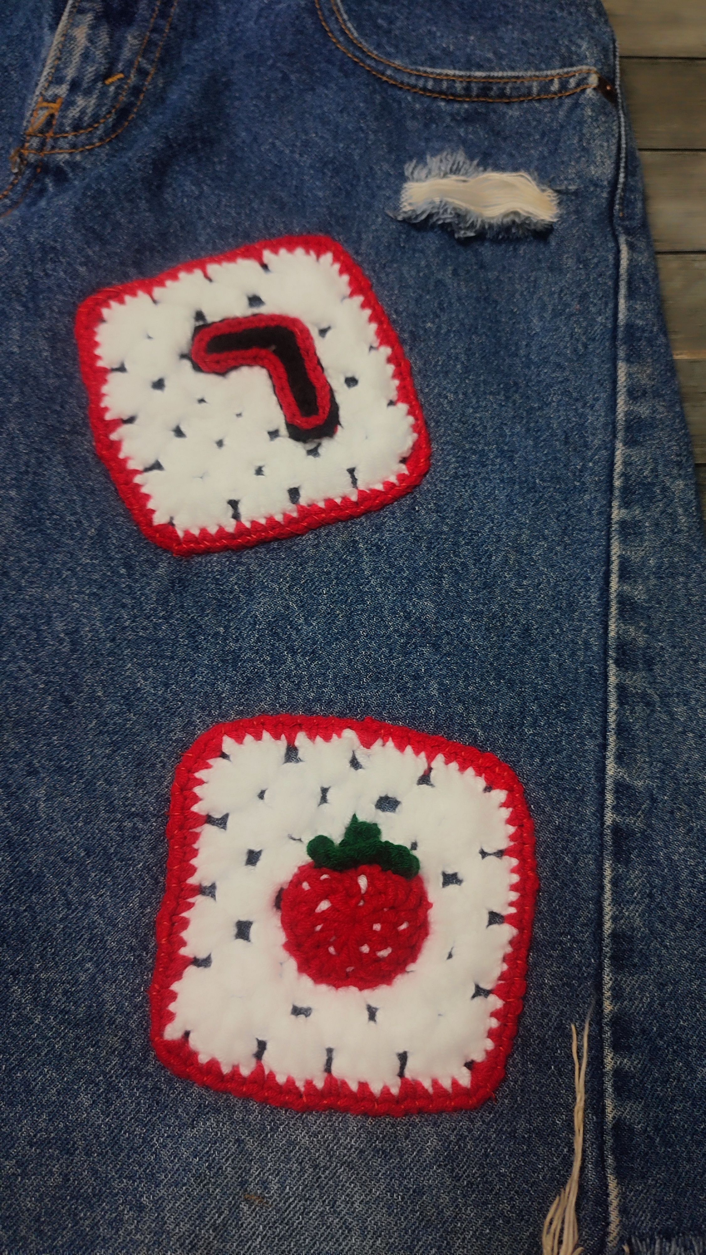 Handmade × Levi's Vintage Clothing Midi skirt Levi's custom made Granny Square crochet patches Size 29" - 8 Thumbnail