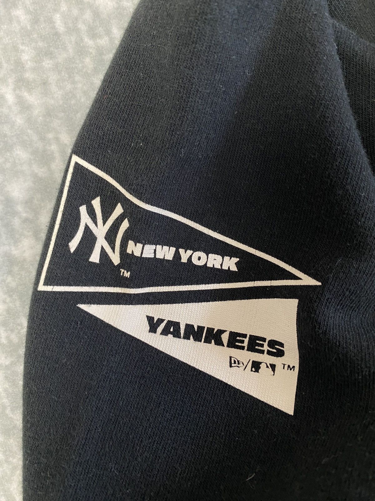 New Era Genuine Merchandise MLB New York Yankees New Era Sweatshirt Size US L / EU 52-54 / 3 - 6 Thumbnail