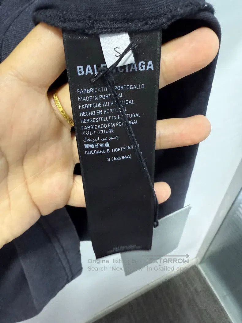 Balenciaga Balenciaga Black Heart Short Sleeve, Size S Size US S / EU 44-46 / 1 - 4 Thumbnail