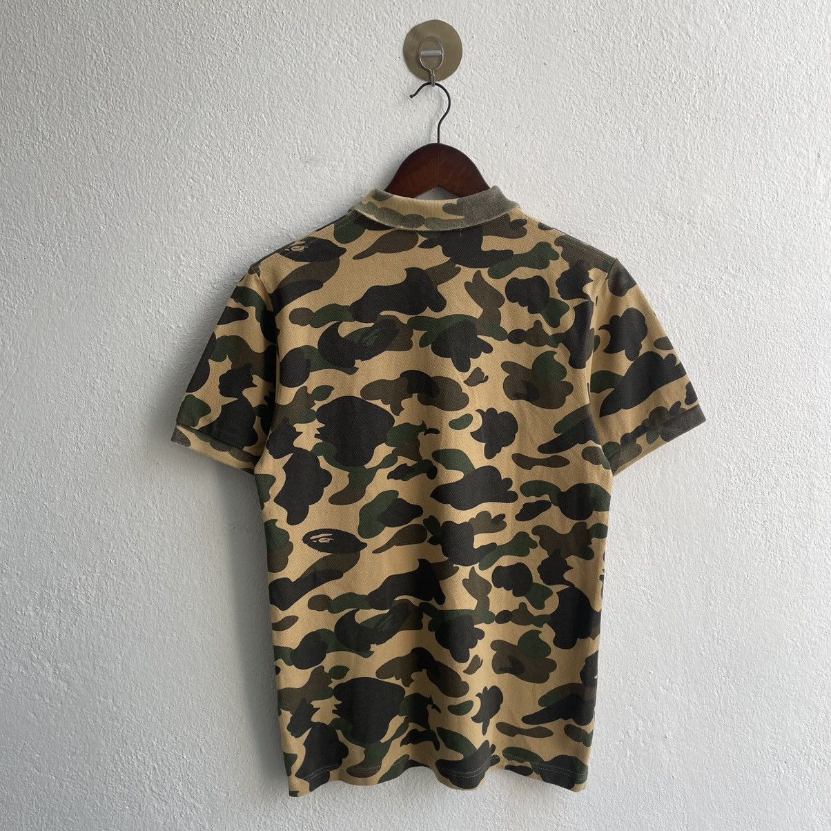 Bape Vintage 00's A Bathing Ape Camouflage Polo Shirts Size US S / EU 44-46 / 1 - 7 Thumbnail