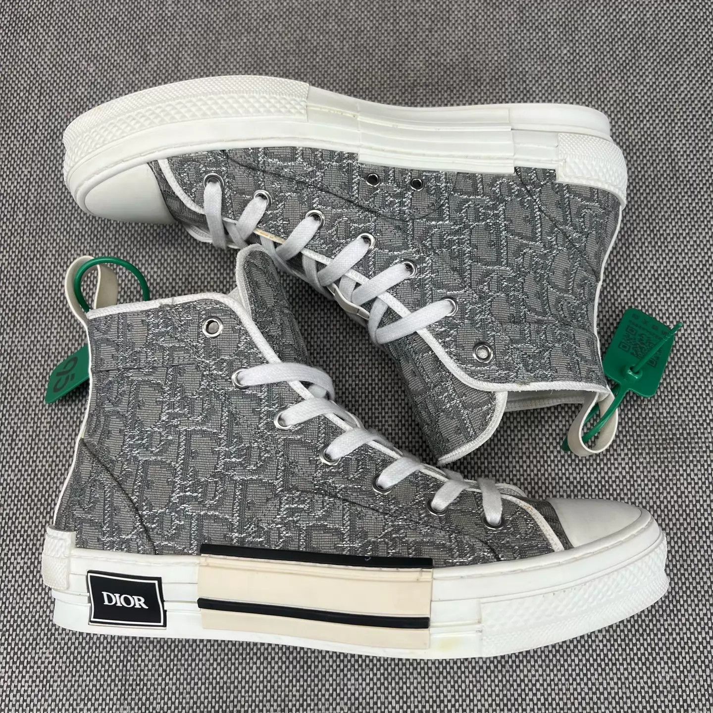 Dior Dior B23 White/Gray All-Over Print Sneakers 41 (New) Size US 8 / EU 41 - 2 Thumbnail