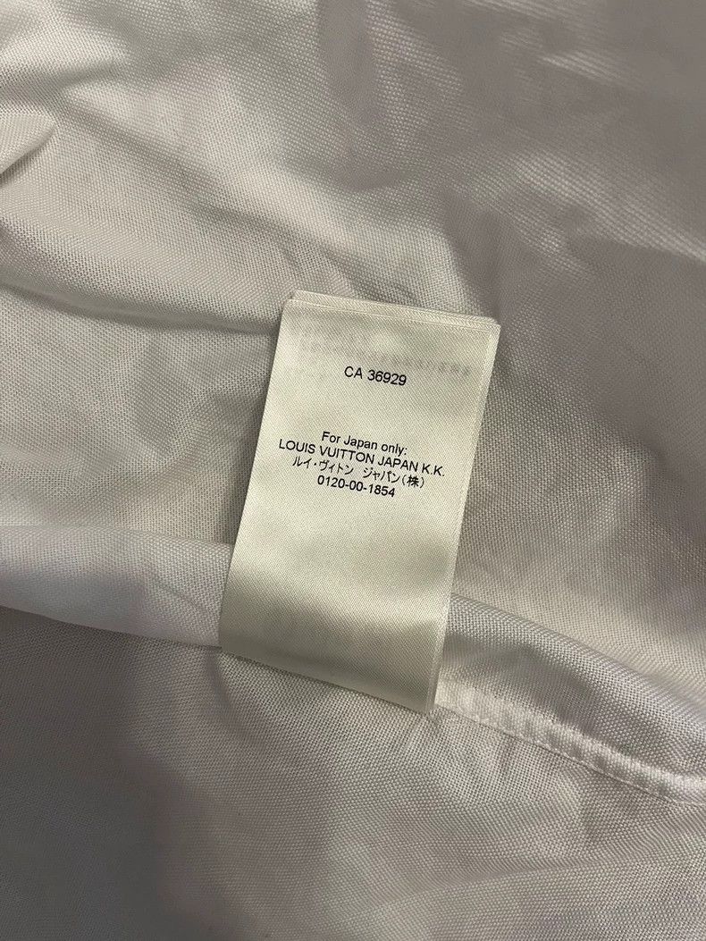 Louis Vuitton LOUIS VUITTON white shirt 2501-Nextarrow Size US M / EU 48-50 / 2 - 8 Thumbnail