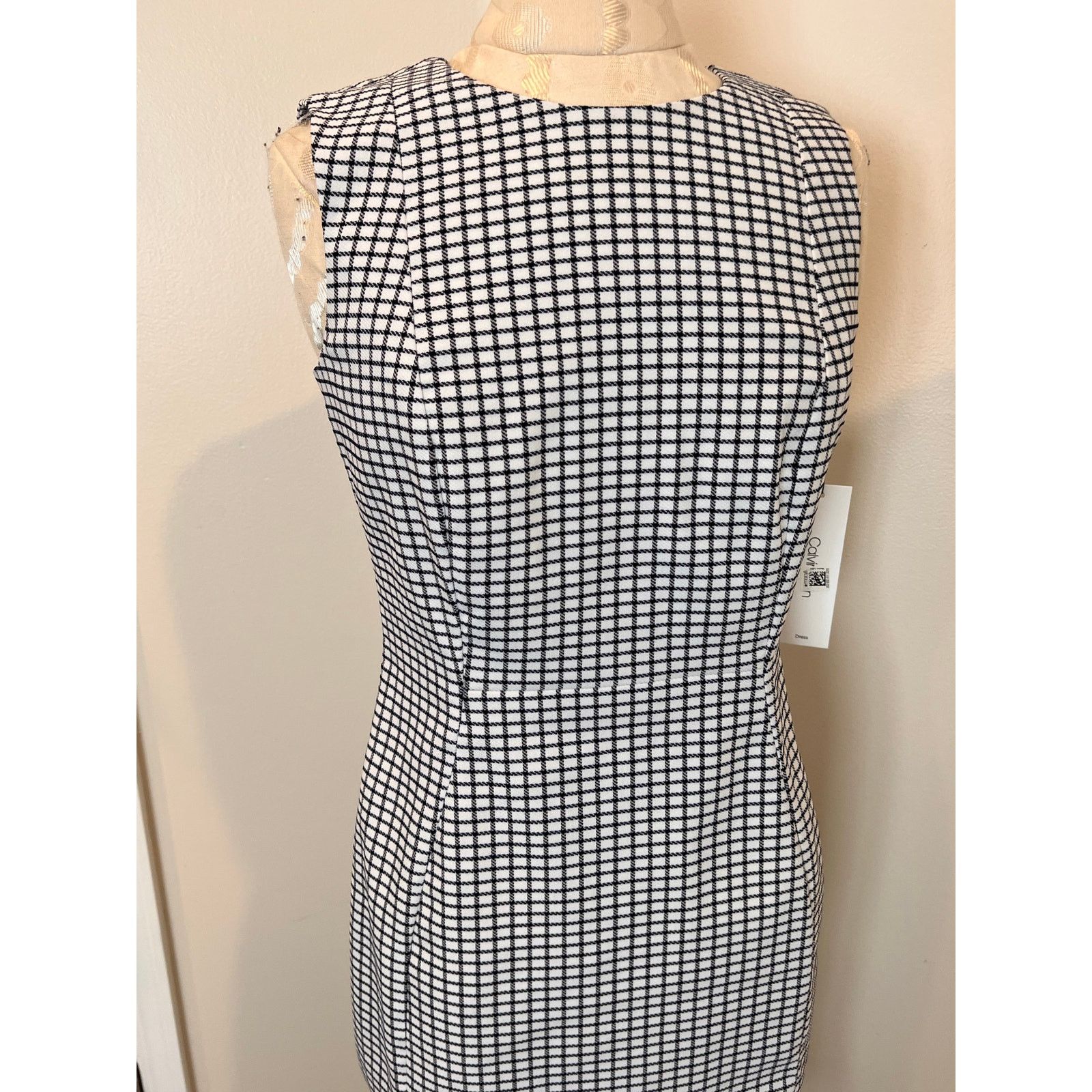 Calvin Klein Calvin Klein Sleeveless Plaid Sheath Dress Size 4 NWT Size S / US 4 / IT 40 - 2 Thumbnail