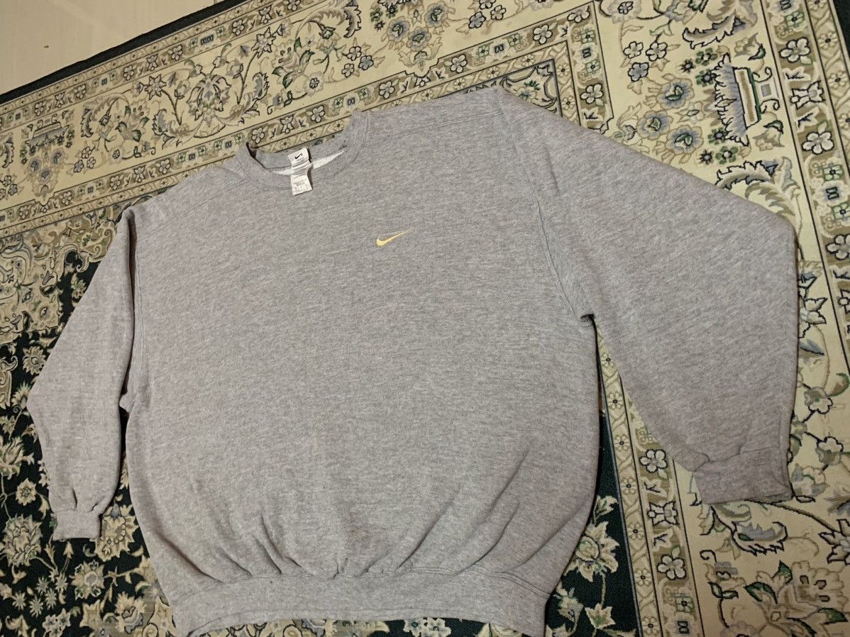 Nike 90s NIKE GREY TAG SWEATSHIRT SMALL SWOOSH Size US XL / EU 56 / 4 - 4 Thumbnail