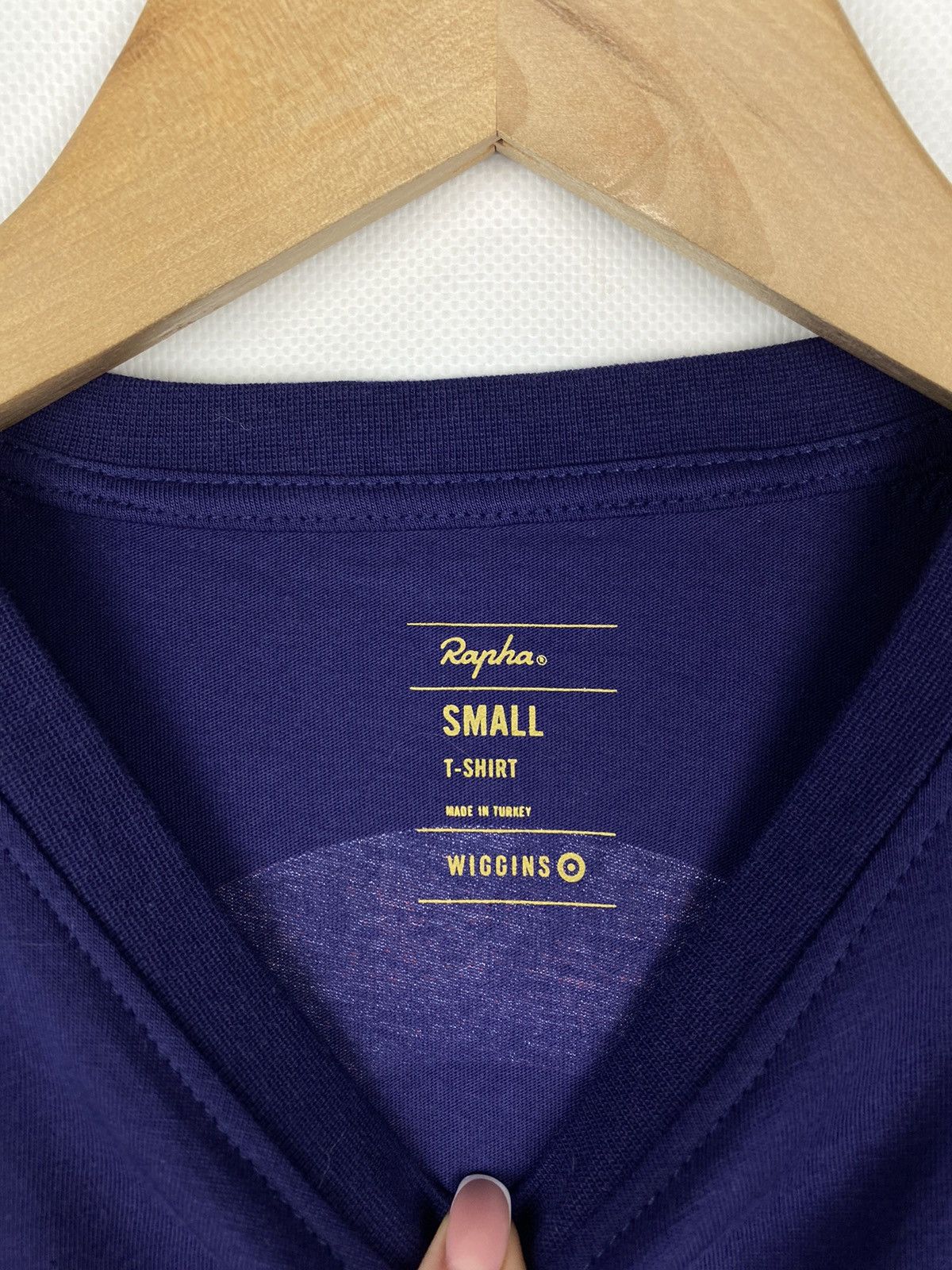 Rapha BNWT! Rapha Bradley Wiggins men’s cycling t shirt size S Size US S / EU 44-46 / 1 - 9 Thumbnail
