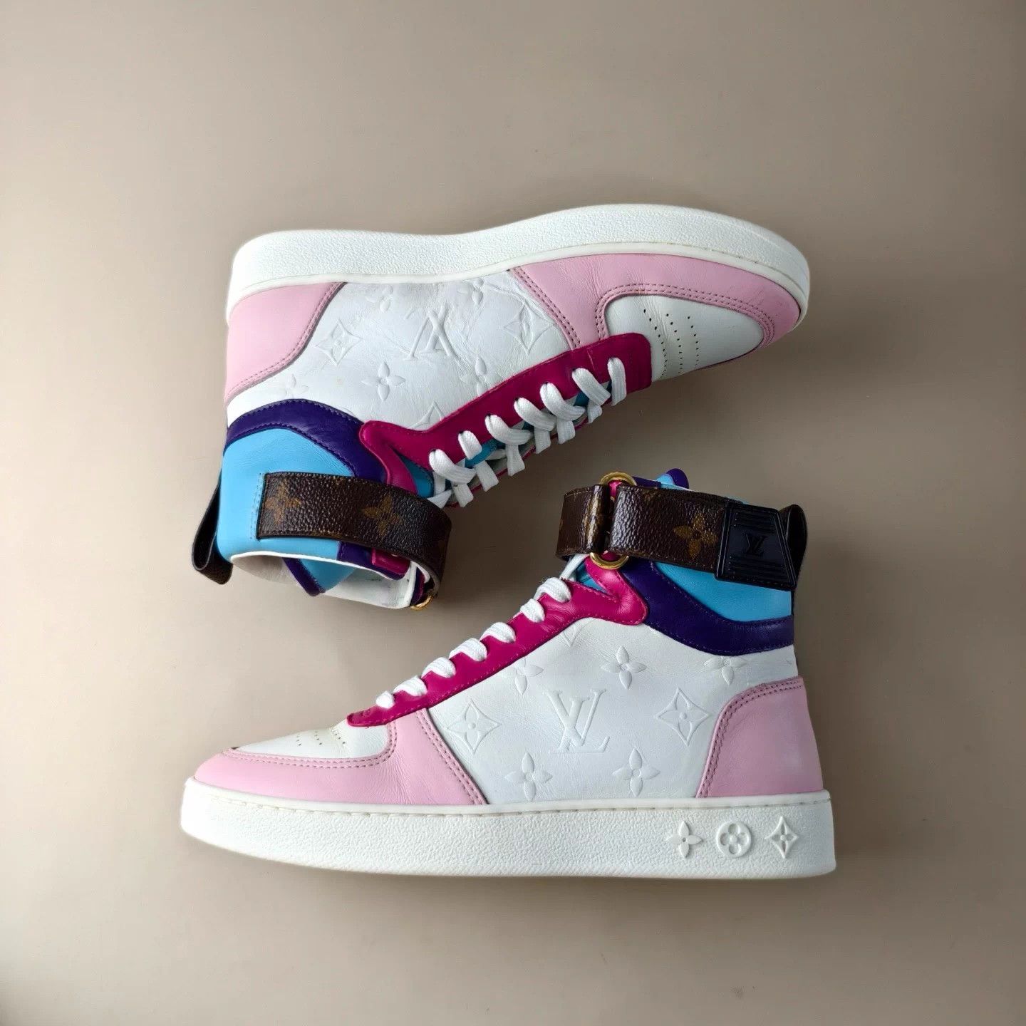 Louis Vuitton LV white/blue/pink embossed Monogram laced shoes W35.5 Size US 4.5 / IT 34.5 - 4 Thumbnail