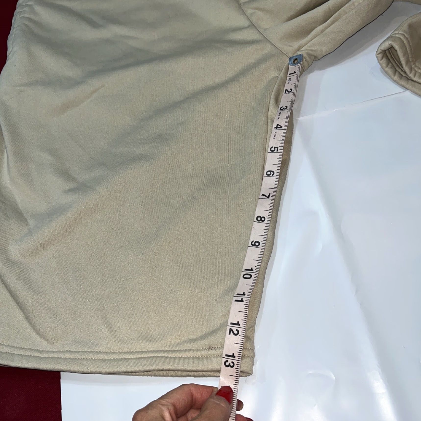 686 VINTAGE 686 TAN Shorts Mens XL SOFT Polyester SNAP FLY outdoor Snap Pockets 13” inseam XL Size US 36 / EU 52 - 7 Thumbnail