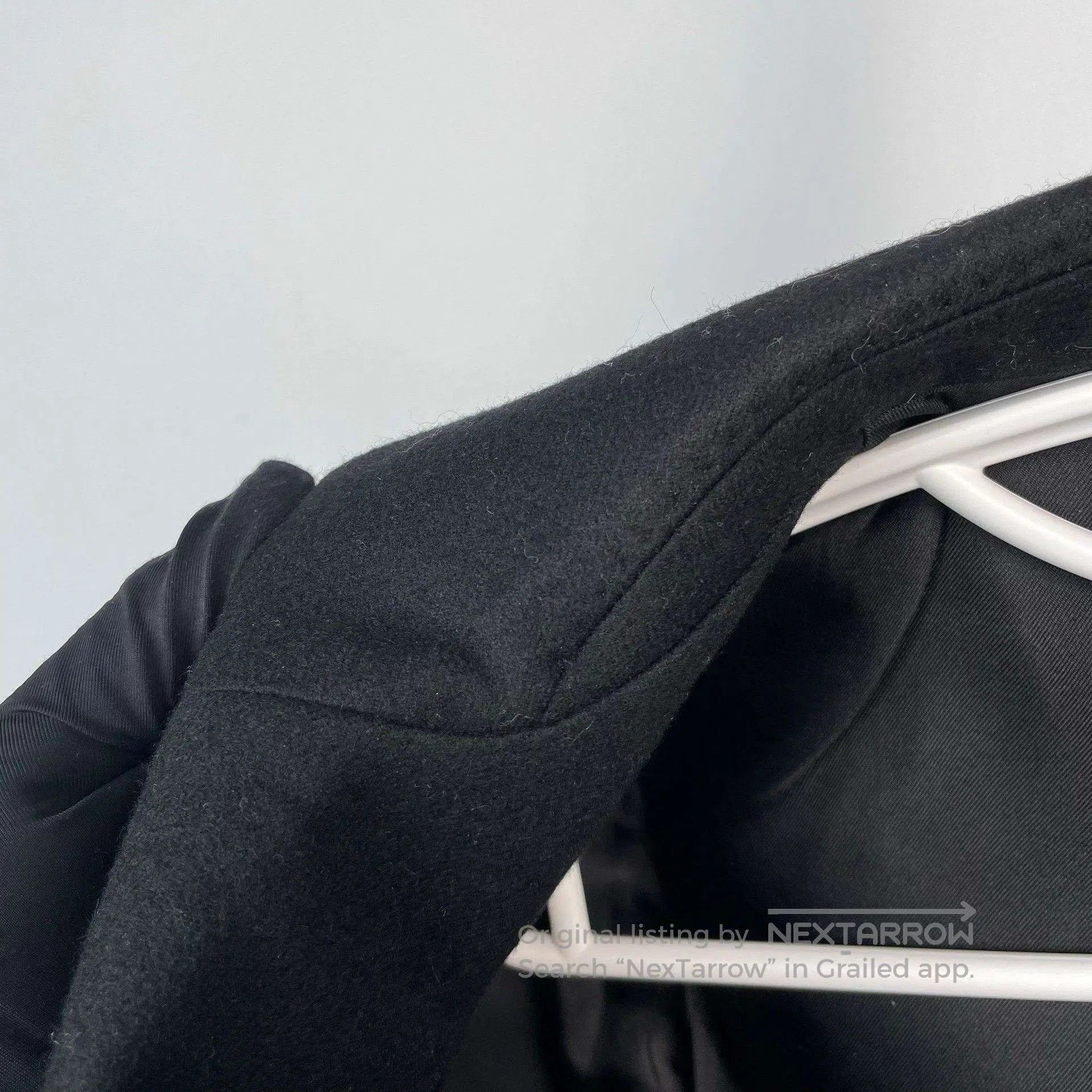Saint Laurent Paris Saint Laurent Black Wool/Silk Blazer. Size US M / EU 48-50 / 2 - 9 Thumbnail