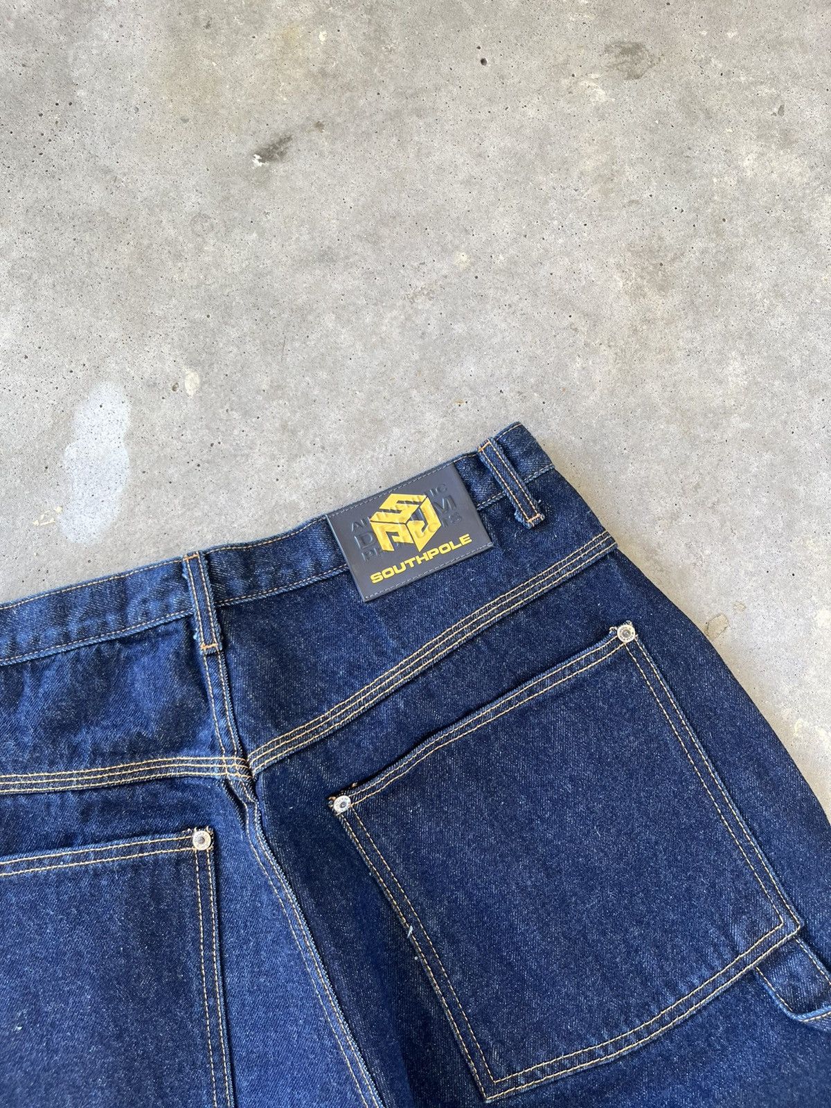 Southpole × Vintage Vintage y2k Southpole Double Knee Baggy Skater Shorts Size US 33 - 4 Thumbnail