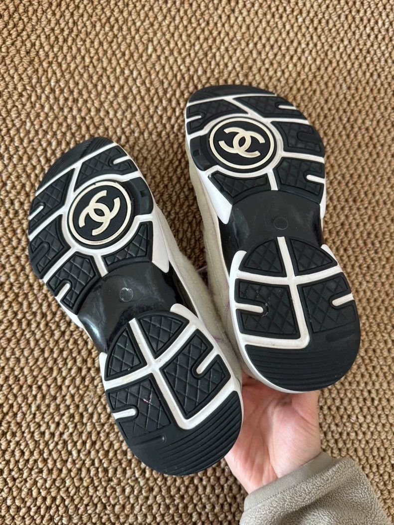 Chanel Chanel Classic Double C Sports Sneakers Size US 7 / IT 37 - 9 Thumbnail