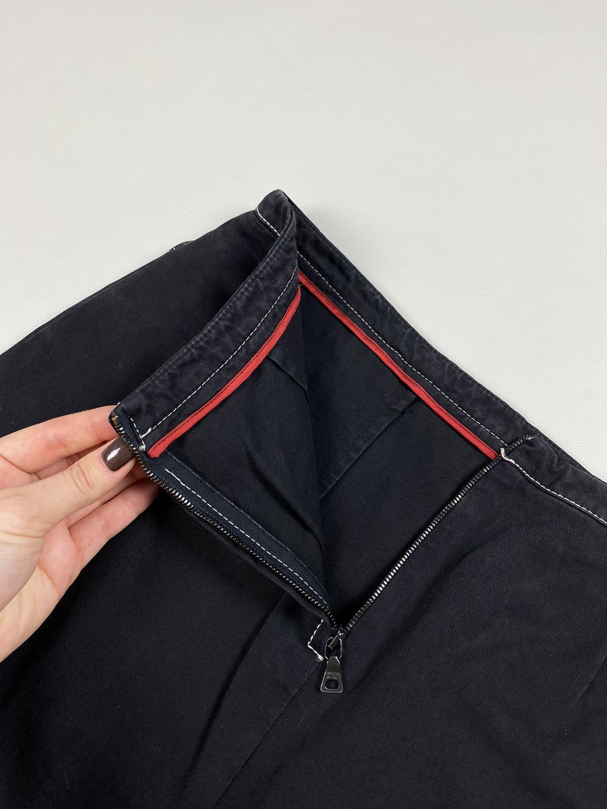 Prada Prada ladies cotton pencil skirt size 42 Size 28" / US 6 / IT 42 - 23 Thumbnail