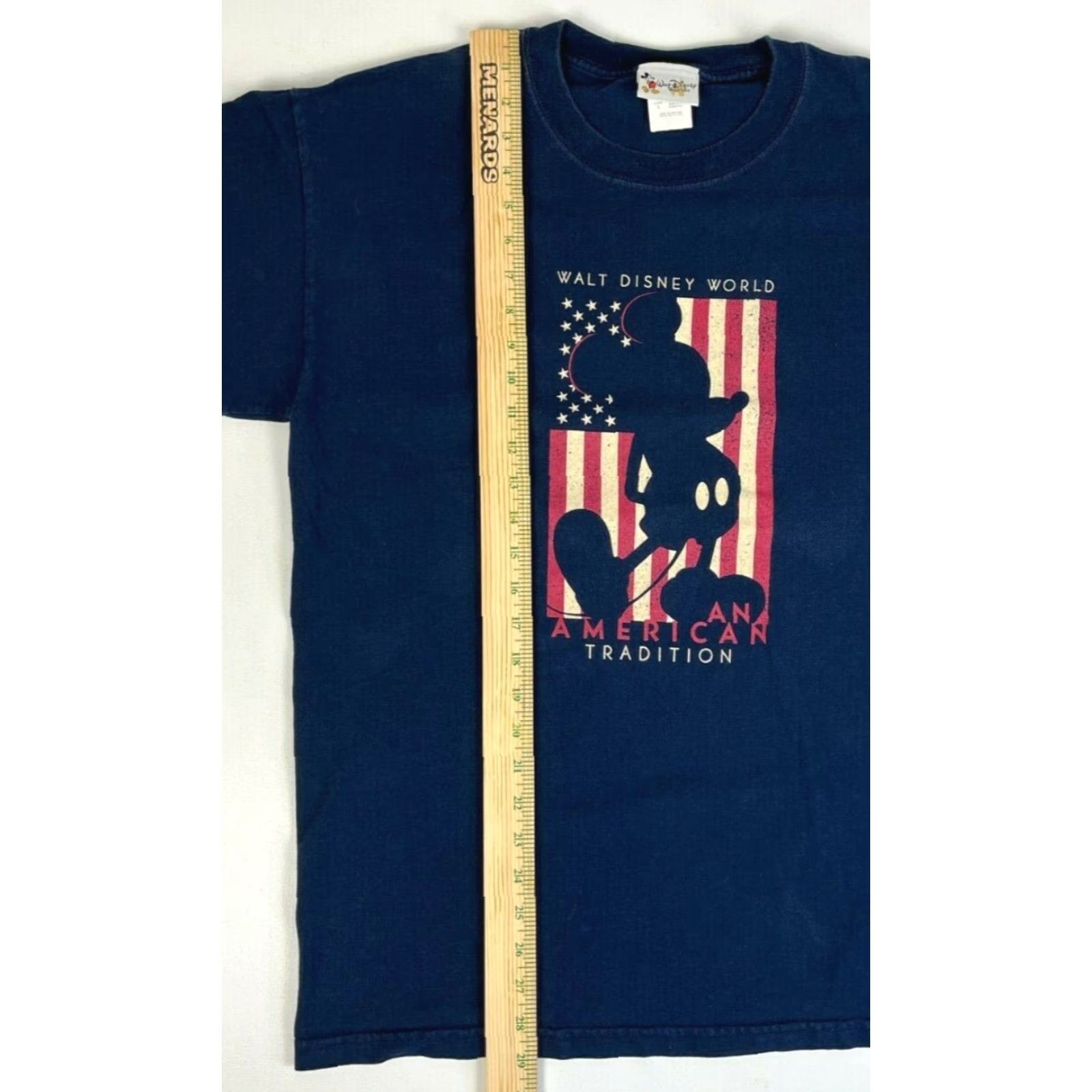 Disney VINTAGE Walt Disney World An American Tradition Unisex Adult T-Shirt Navy Blue L Mens Shirts Mickey Mouse Crew Neck Short Sleeve Cotton Size US L / EU 52-54 / 3 - 5 Thumbnail