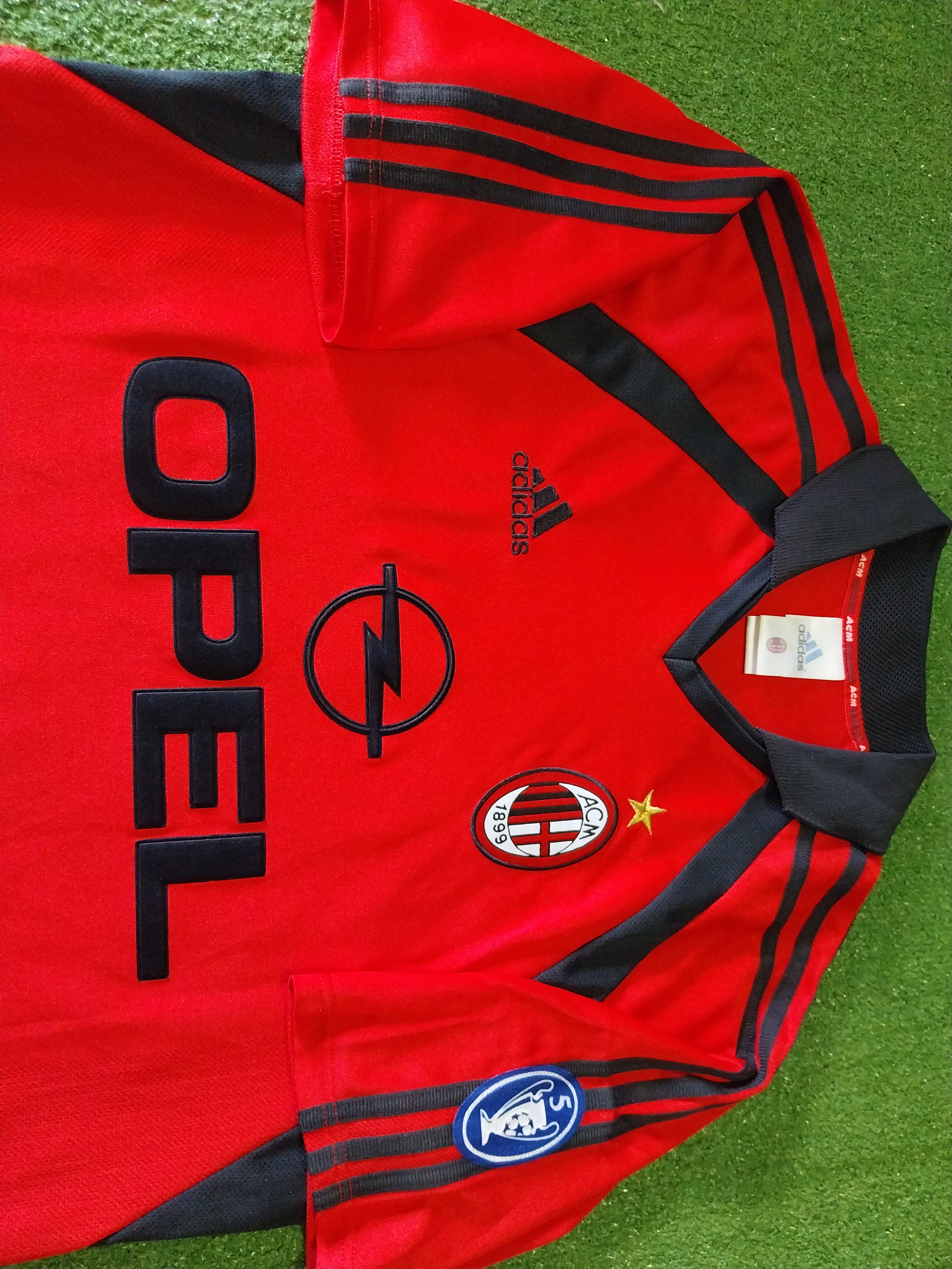 Adidas Ac milan 3rd 2001/2002 inzaghi jersey football rare 🔥🔥 Size US M / EU 48-50 / 2 - 3 Thumbnail