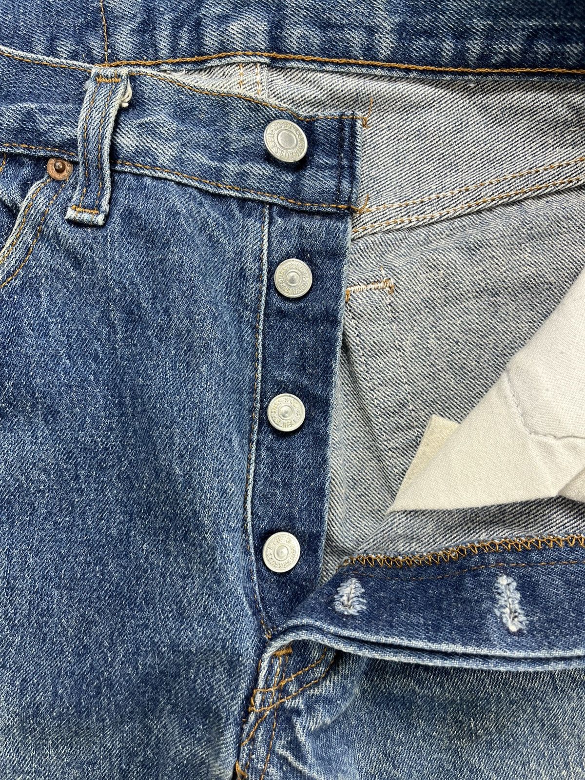 Levi's Vintage Clothing 🇺🇸1970s Vintage Levis 501 LVC 29x32 Distressed Blue Jeans Size US 29 - 6 Thumbnail