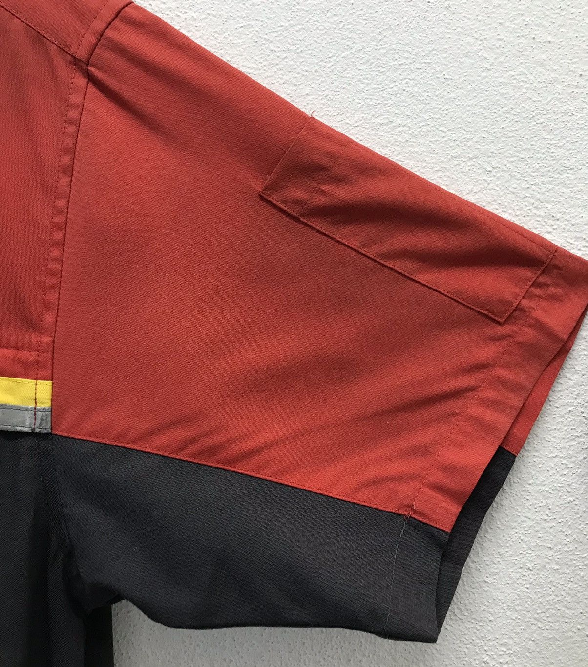 Ferrari × Vintage Vintage Shell Helix Technical Partner Scuderia Ferrari Shirt Size US L / EU 52-54 / 3 - 4 Thumbnail