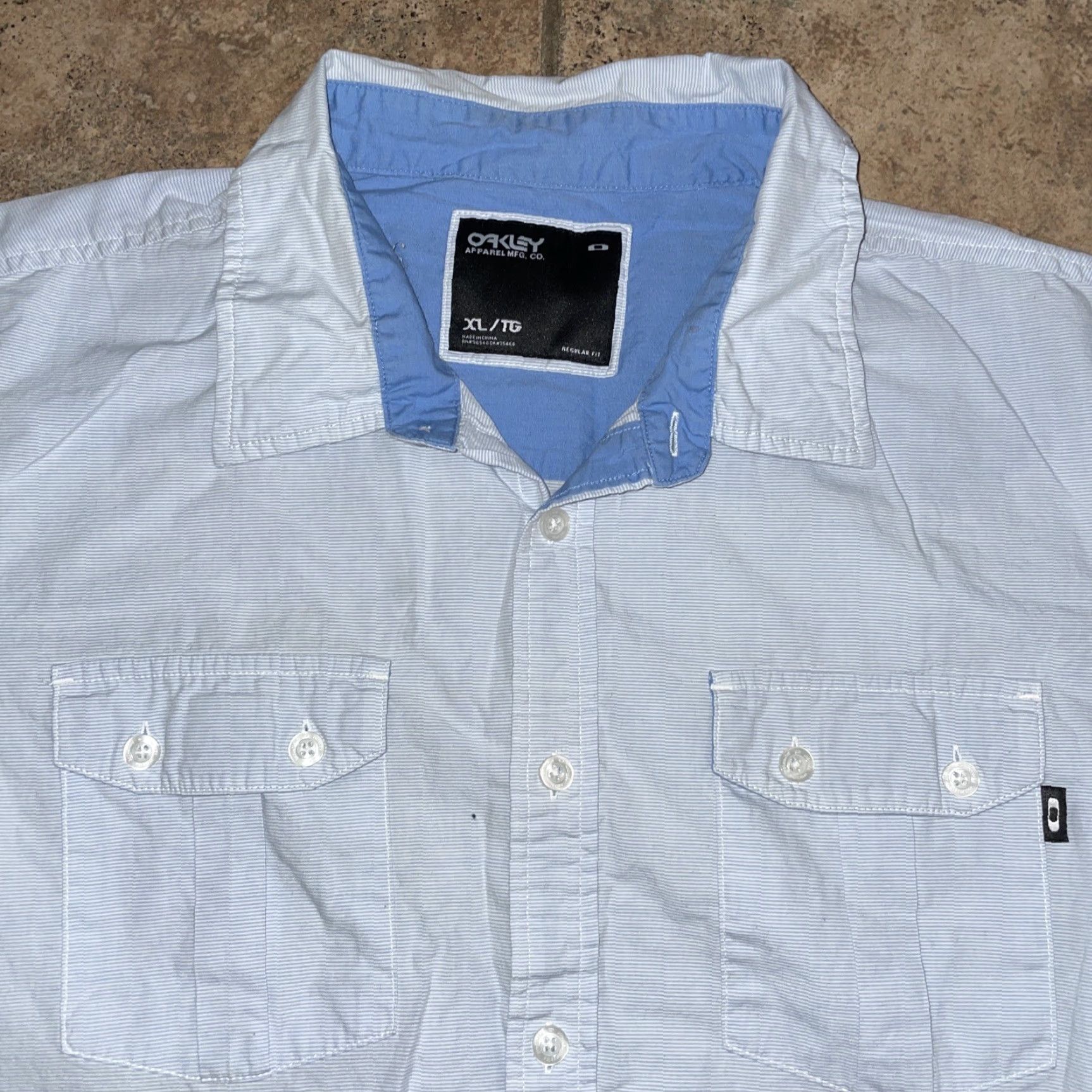 Oakley Oakley Striped Blue Button-Up Shirt Mens XL Short Sleeve Size US XL / EU 56 / 4 - 2 Thumbnail