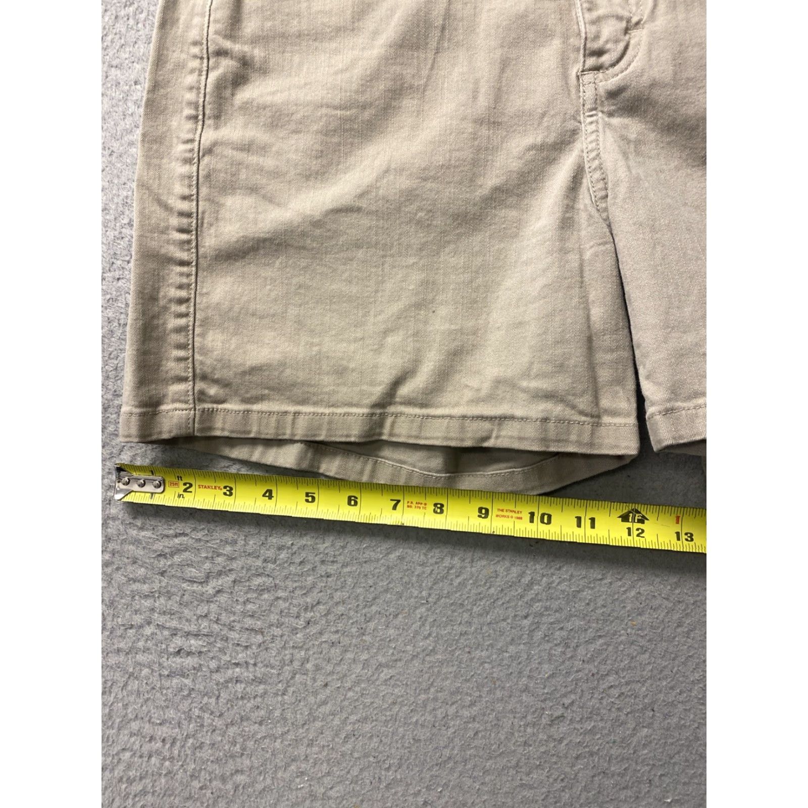 Lee VINTAGE Lee Womens Shorts Size 14 Cotton Chino Mid Rise Gray Casual Activewear Size 36" / US 14 / IT 50 - 7 Thumbnail