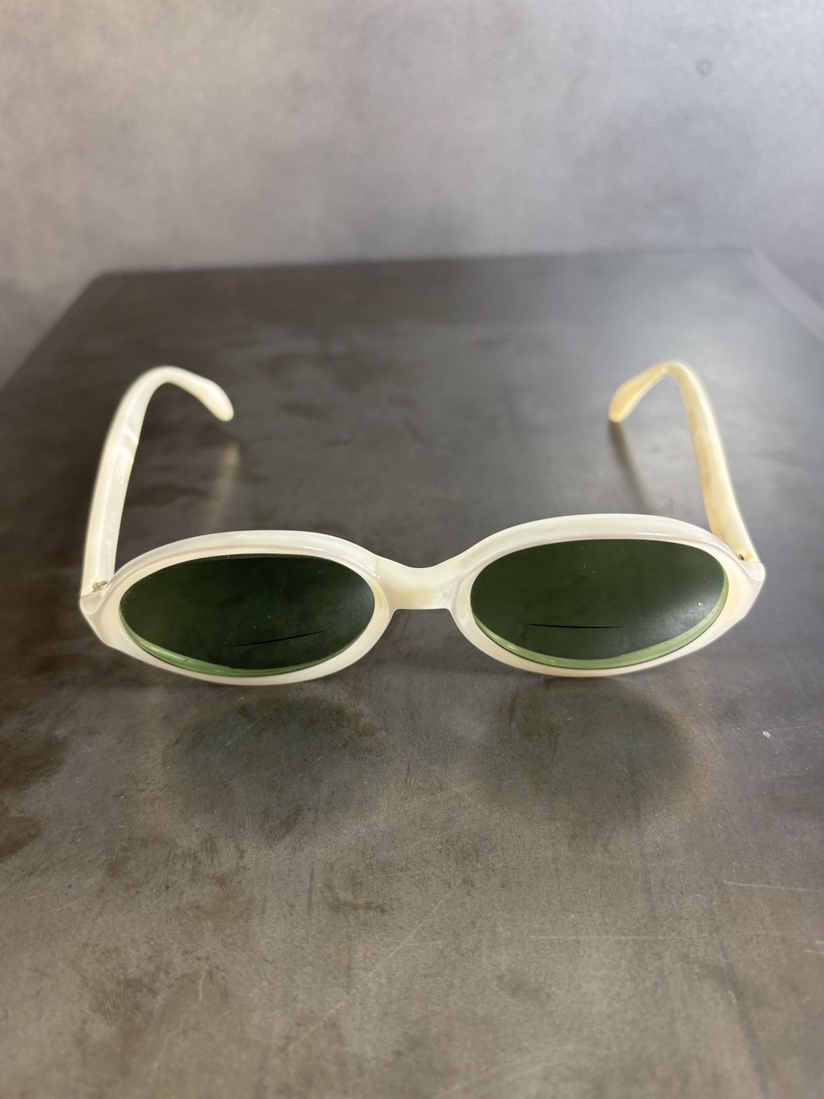 Vintage 1960s Sunglasses Frame True Vintage Selecta France Pearl 70s Size ONE SIZE - 10 Thumbnail