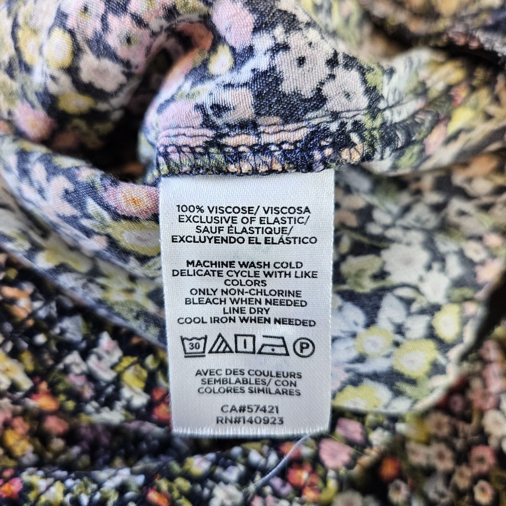 Loft LOFT Ann Taylor Womens Jumpsuit 10P Pink Yellow Floral Smocked Sleeveless Zip Viscose Multicolor Petites White Space Size 32" / US 10 / IT 46 - 6 Thumbnail