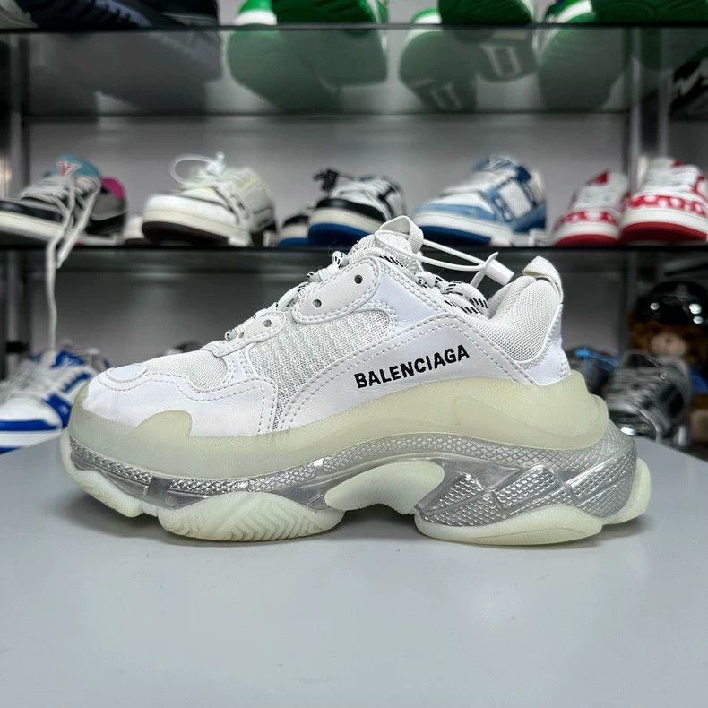 Balenciaga Balenciaga Triple S Sneakers Size 36-2505 Size US 6 / EU 39 - 2 Thumbnail