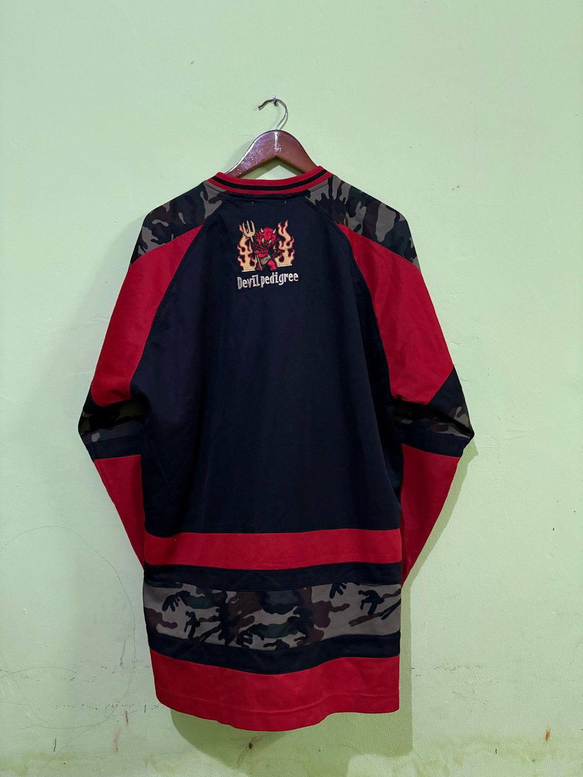 Chaps × Japanese Brand Blaze up Chap Comouflag Shirt V Collar Design Embroid Devil Size US L / EU 52-54 / 3 - 4 Thumbnail