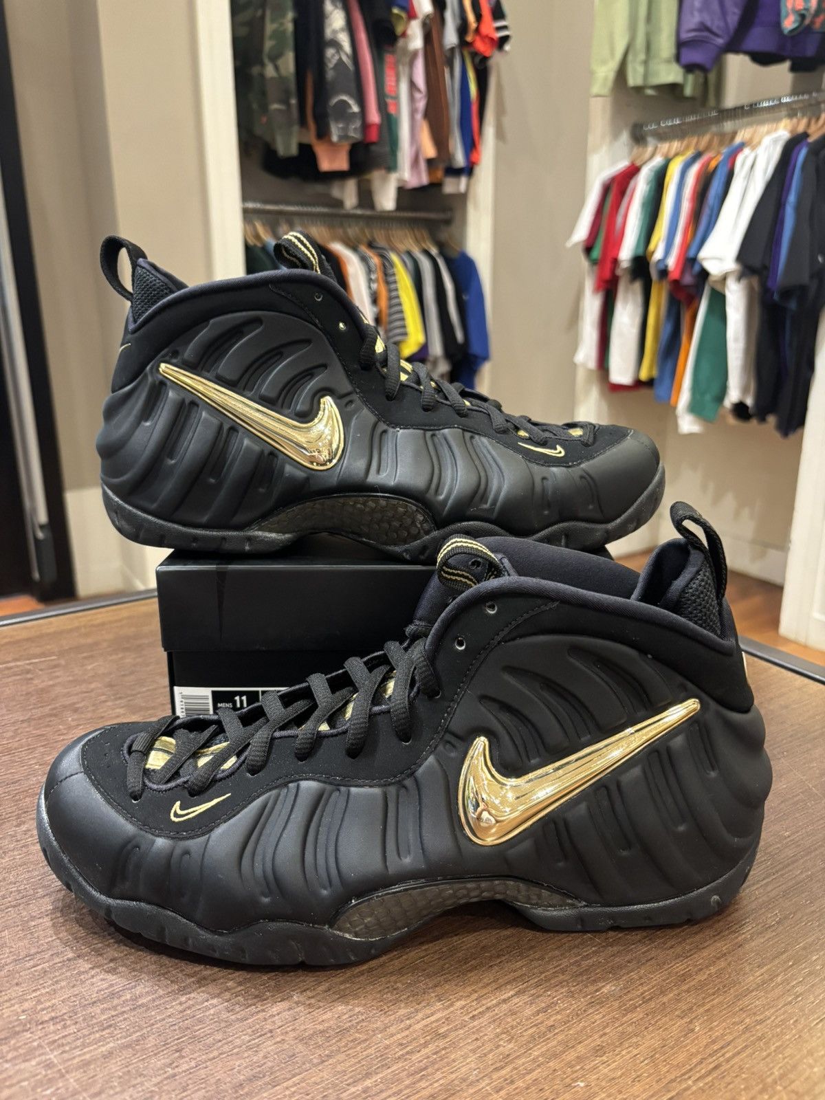 Nike Air Foamposite Pro Black Metallic Gold