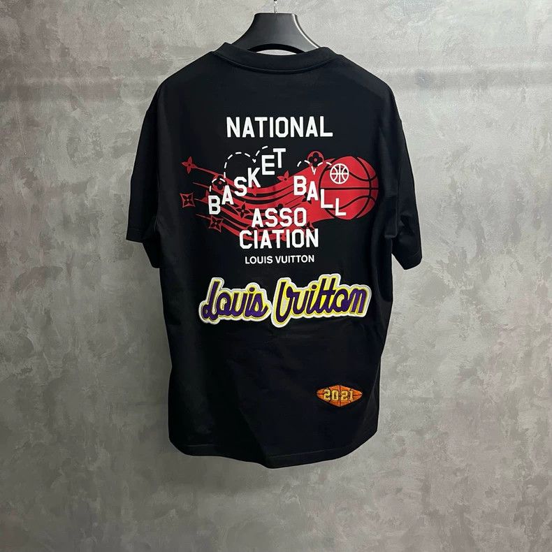 Louis Vuitton Louis Vuitton Black NBA Multi-Logo Crew Neck Monogrammed L Size US XL / EU 56 / 4 - 5 Thumbnail