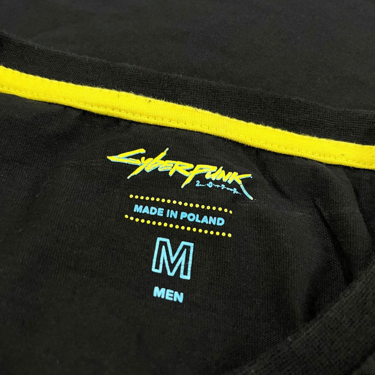 Playstation CYBERPUNK 2077 LOGO TEE Size US M / EU 48-50 / 2 - 13 Thumbnail
