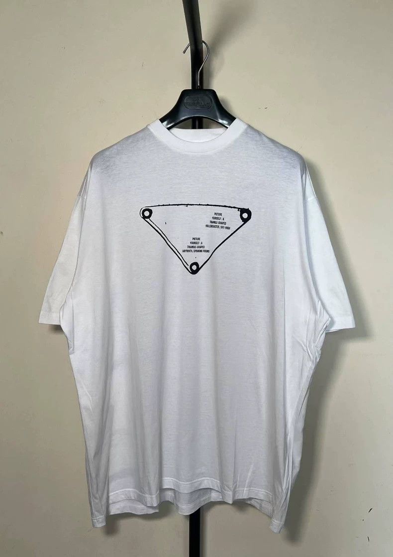 Prada Prada White Triangle Logo Short Sleeve Tee Size US M / EU 48-50 / 2 - 1 Thumbnail