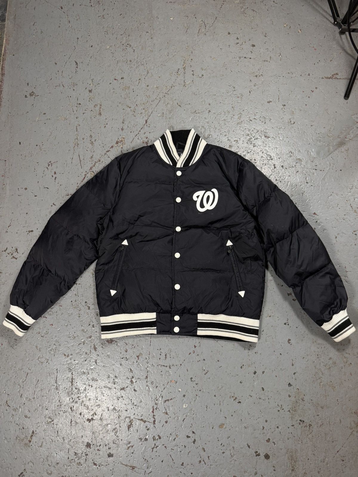 MLB Washington Nationals Mlb Puffer Jacket Size US XL / EU 56 / 4 - 8 Thumbnail