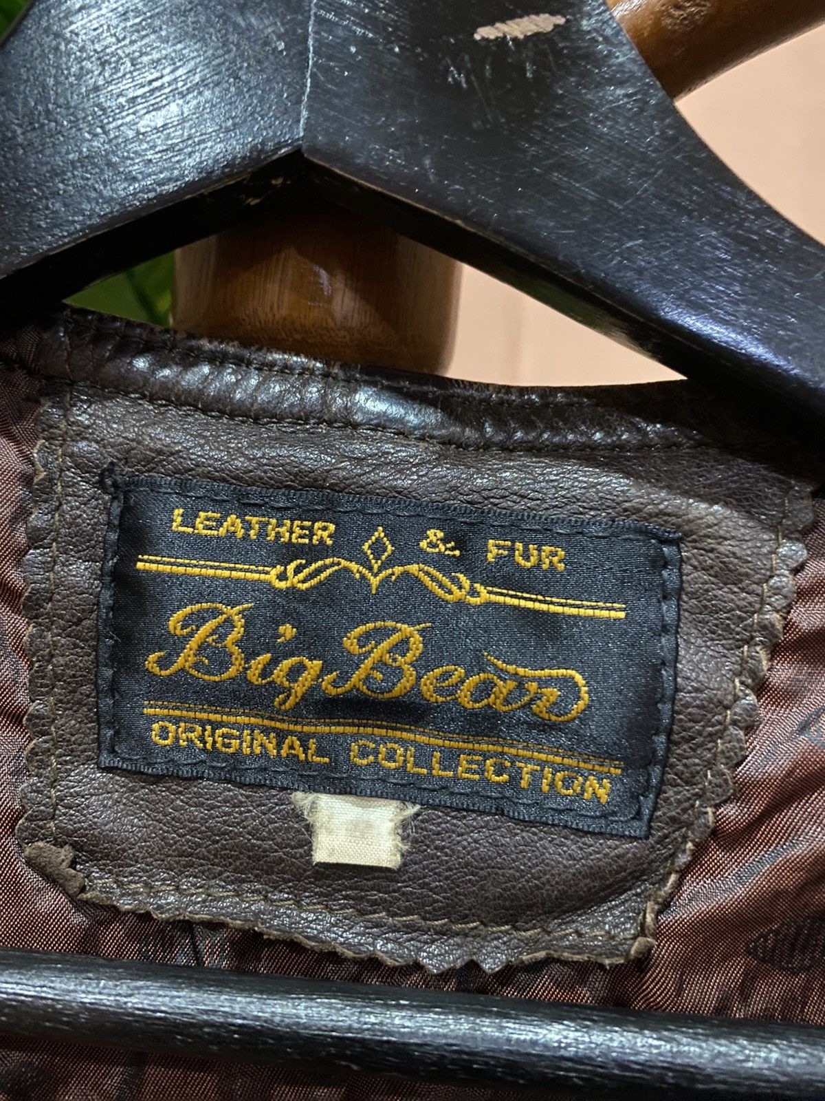 Other Vintage Big Bear Leather Utility Vest Multi-Pocket Zip Front Size US M / EU 48-50 / 2 - 10 Thumbnail
